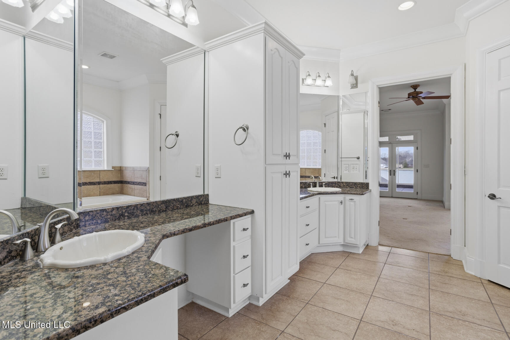 107 Belle Pointe Property Photo 31
