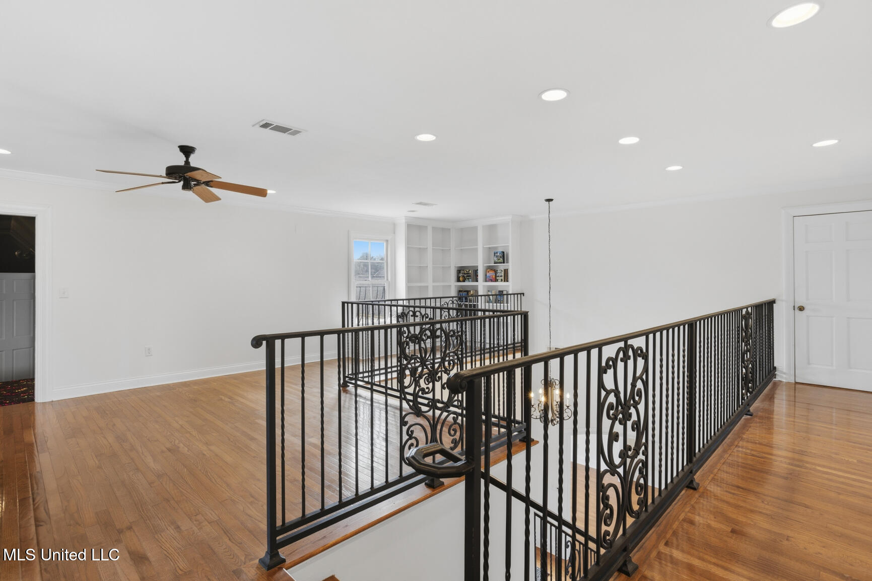 107 Belle Pointe Property Photo 34