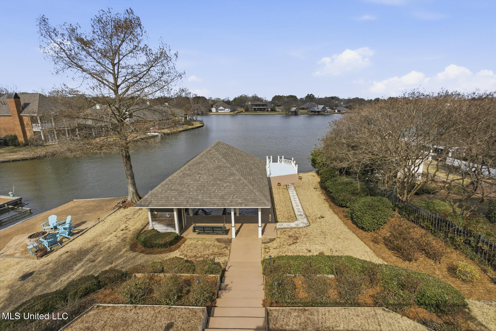 107 Belle Pointe Property Photo 39