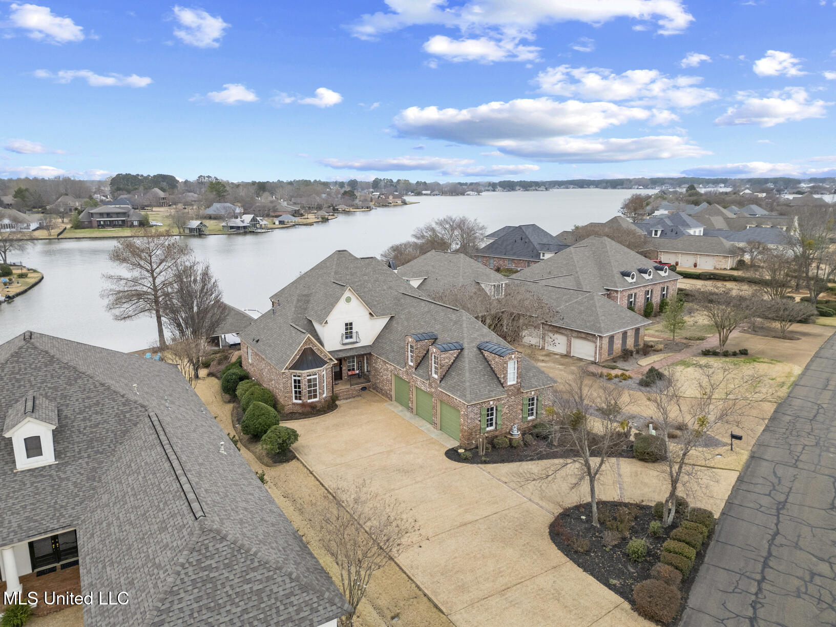 107 Belle Pointe Property Photo 68