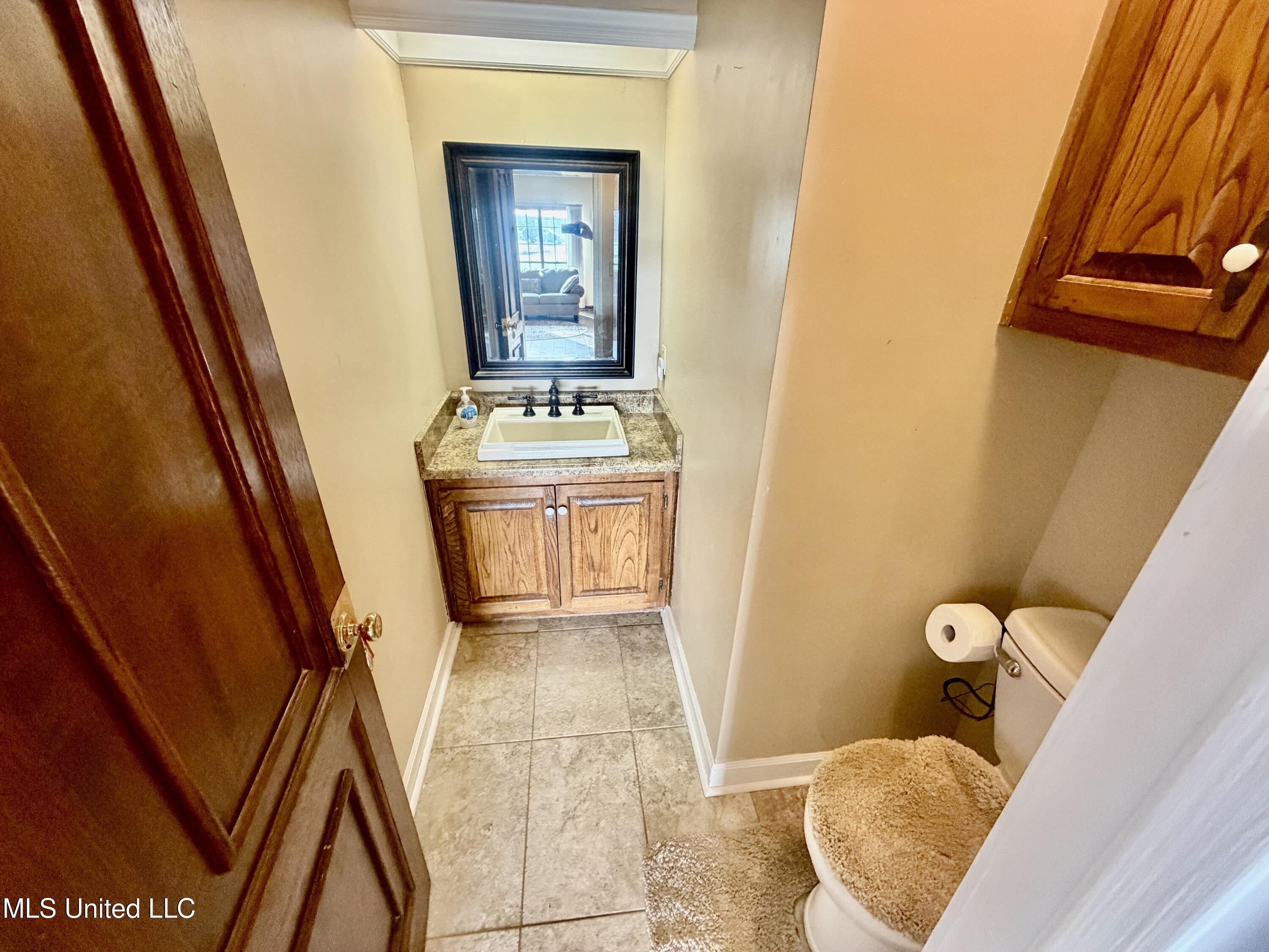 407 Juniper Lane Property Photo 4