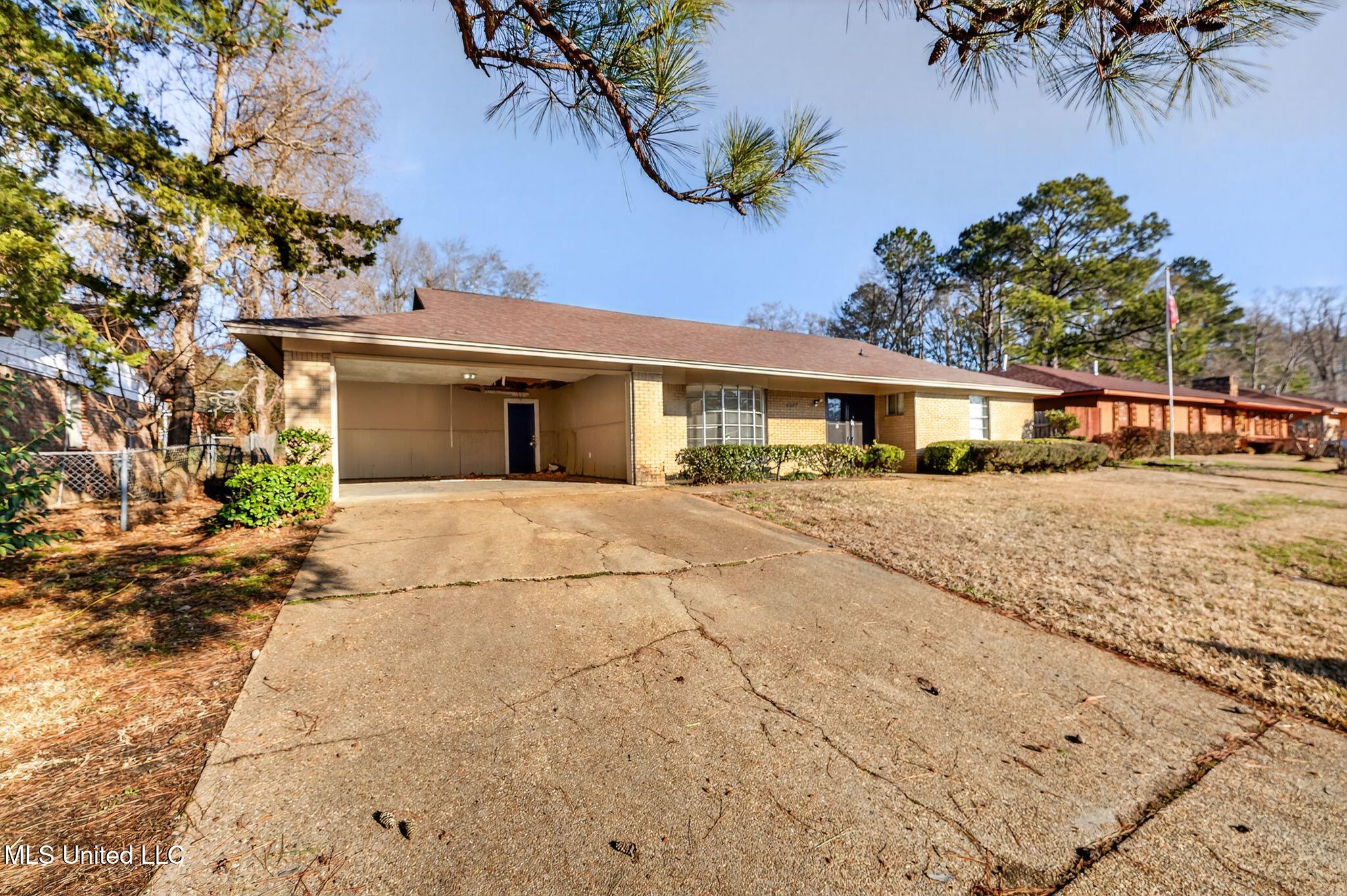 6607 Franklin D Roosevelt Drive Property Photo 1