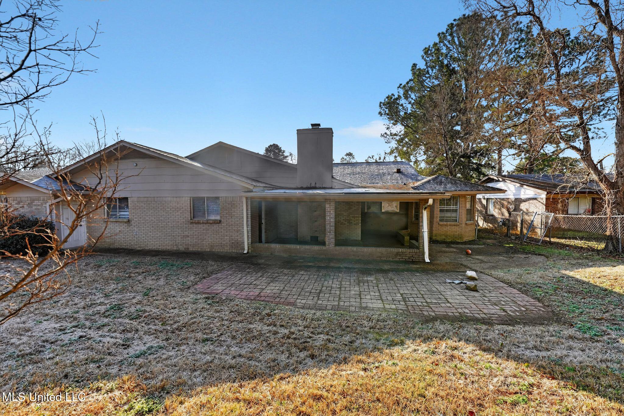 6607 Franklin D Roosevelt Drive Property Photo 3