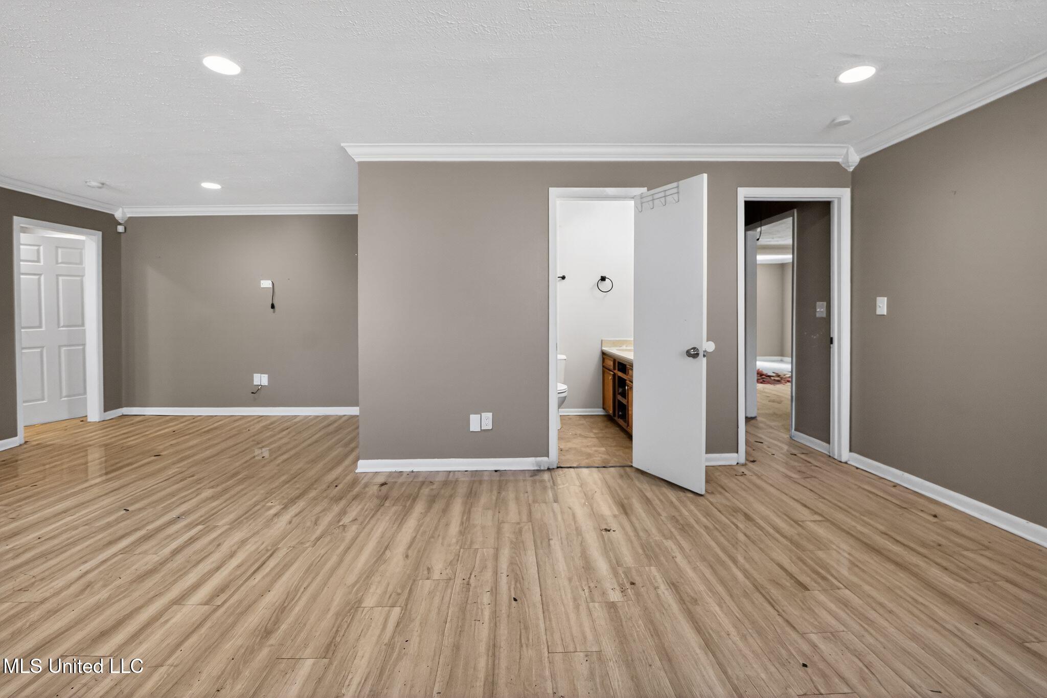 6607 Franklin D Roosevelt Drive Property Photo 15
