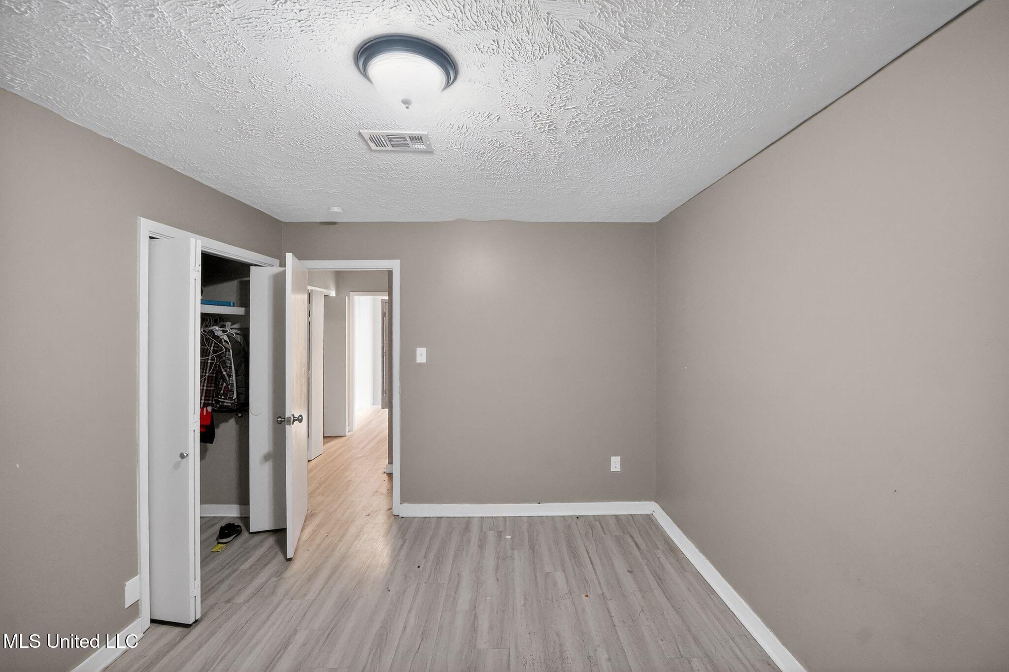 6607 Franklin D Roosevelt Drive Property Photo 26