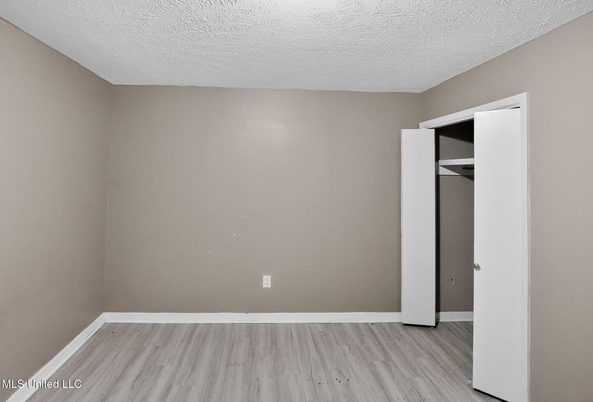 6607 Franklin D Roosevelt Drive Property Photo 35