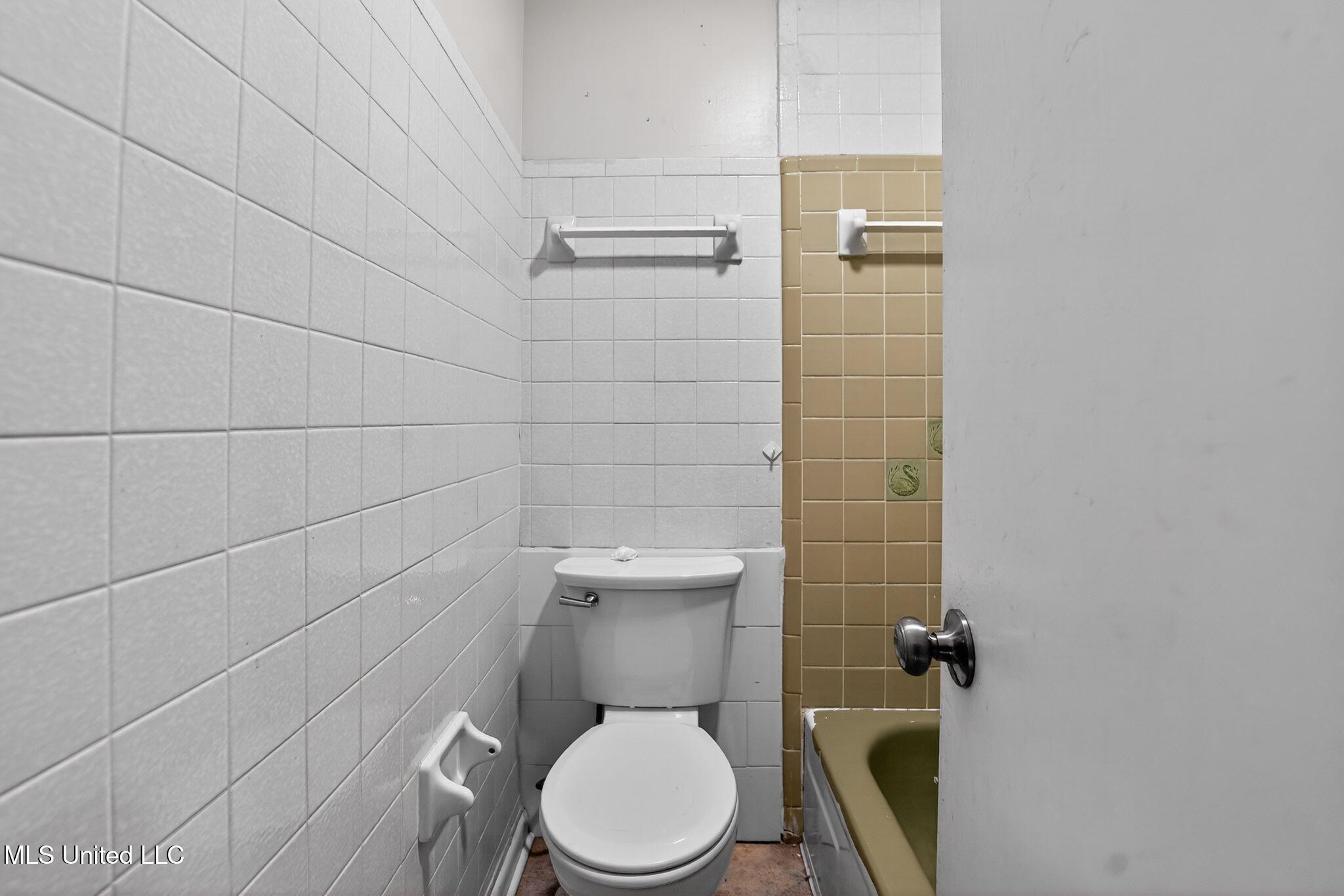 6607 Franklin D Roosevelt Drive Property Photo 38