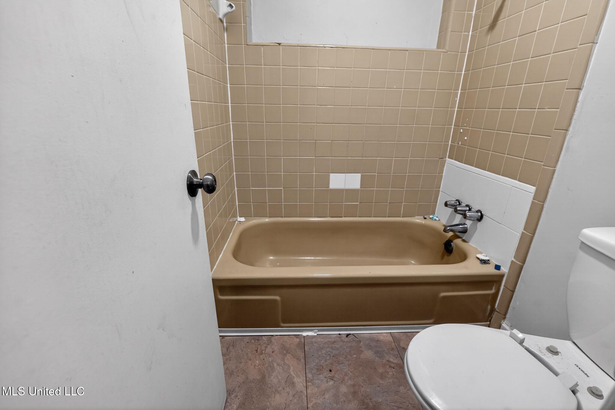 6607 Franklin D Roosevelt Drive Property Photo 41