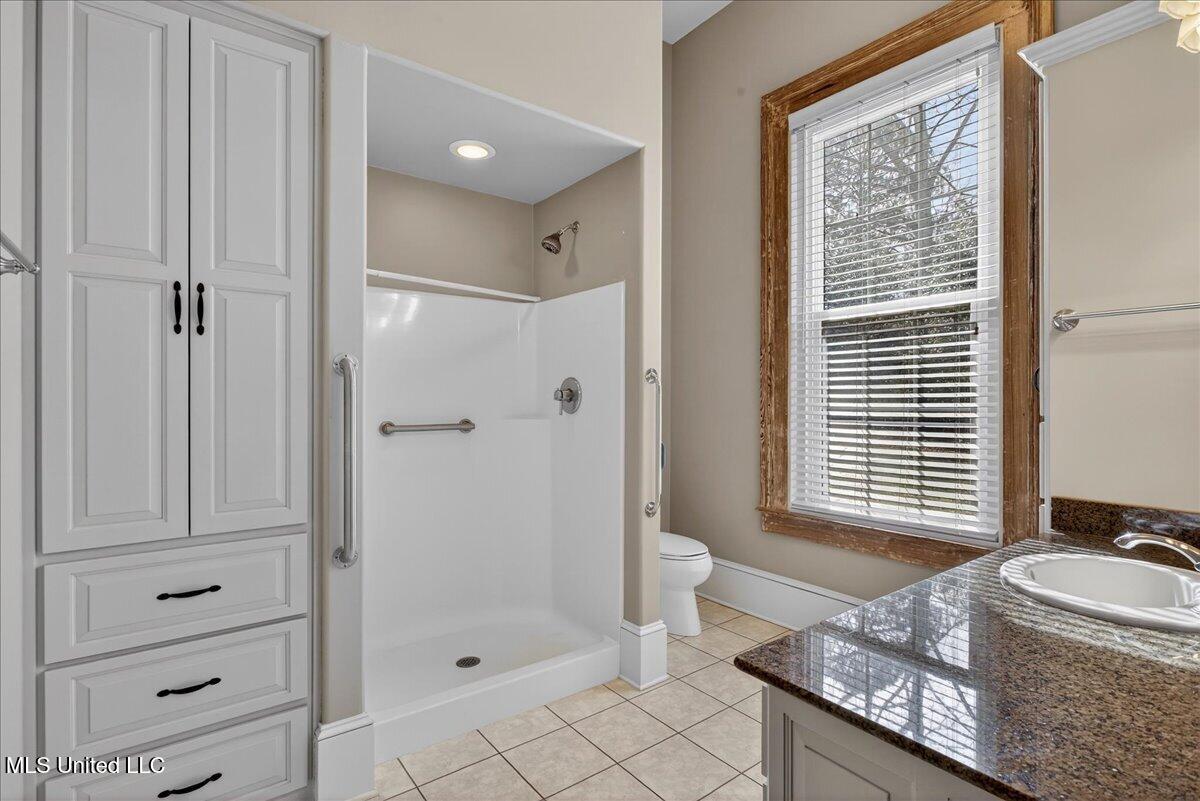 504 W Railroad Avenue Property Photo 25