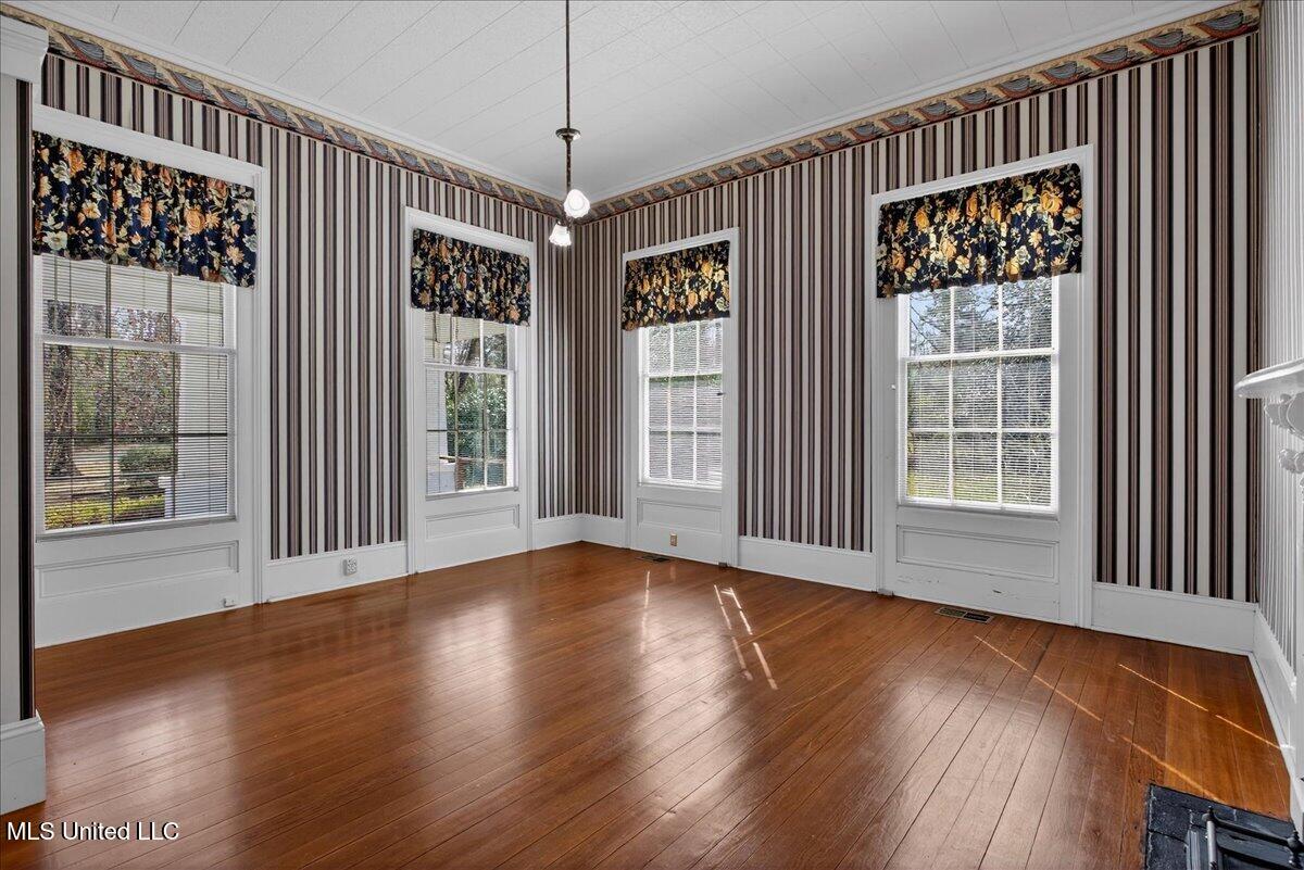 504 W Railroad Avenue Property Photo 31