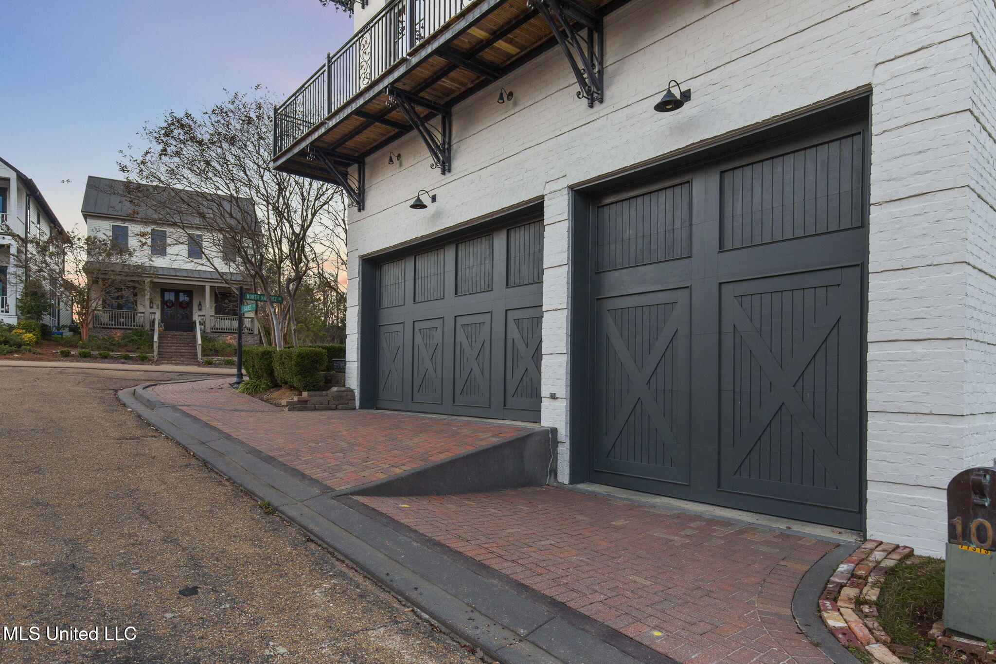 104 Galvez Street Property Photo 6