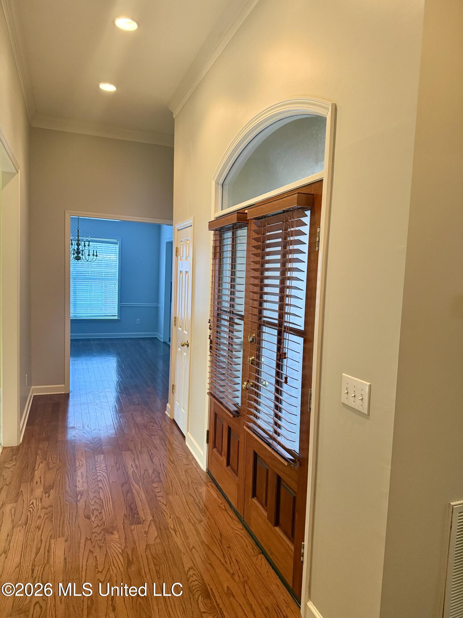 719 Esplanade Drive Property Photo 2