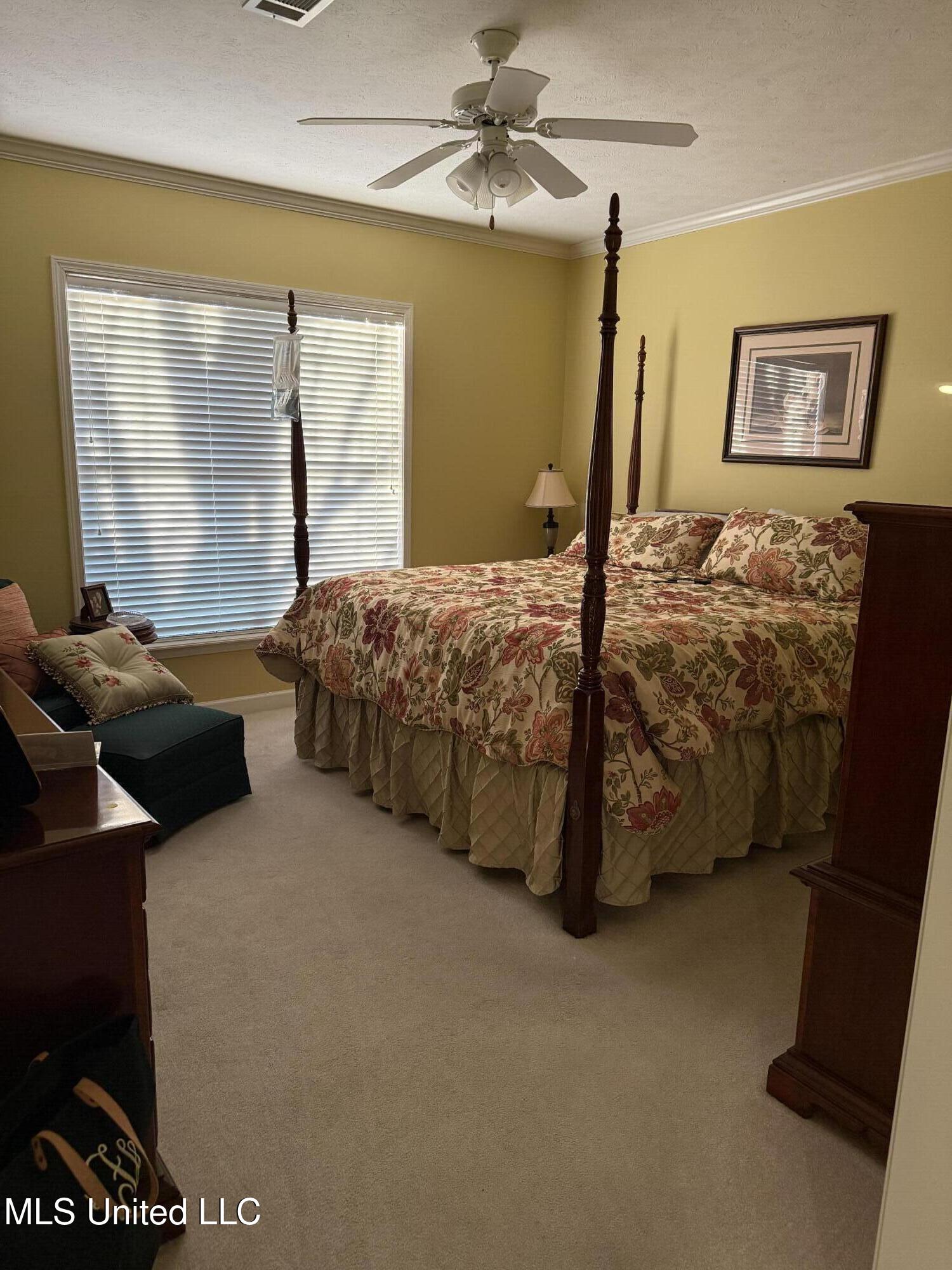 719 Esplanade Drive Property Photo 11