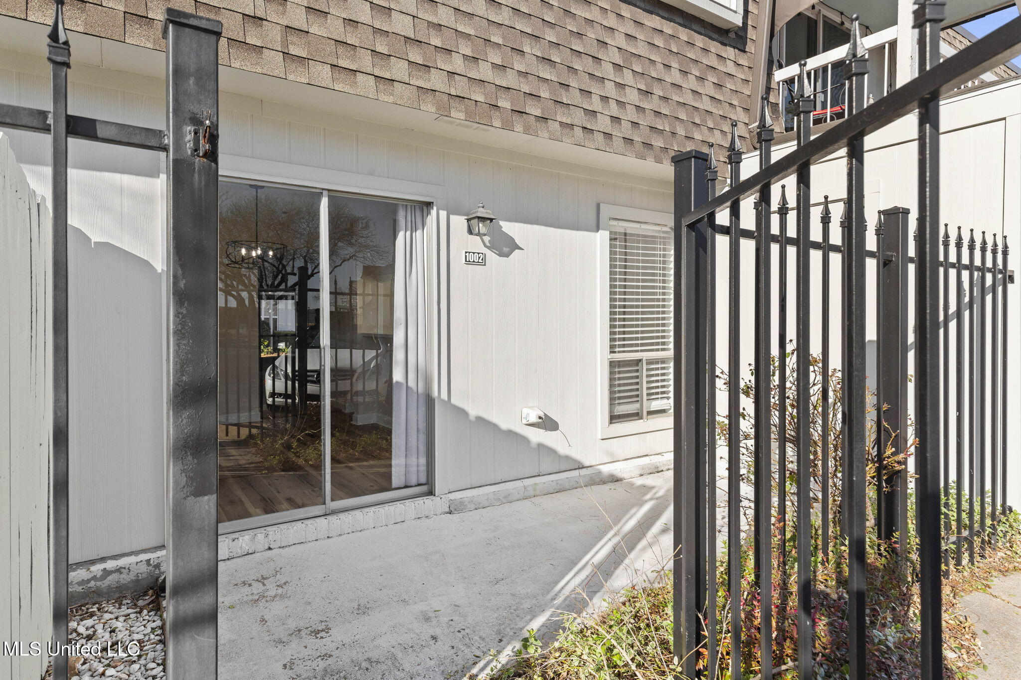 550 Post Road Property Photo 17