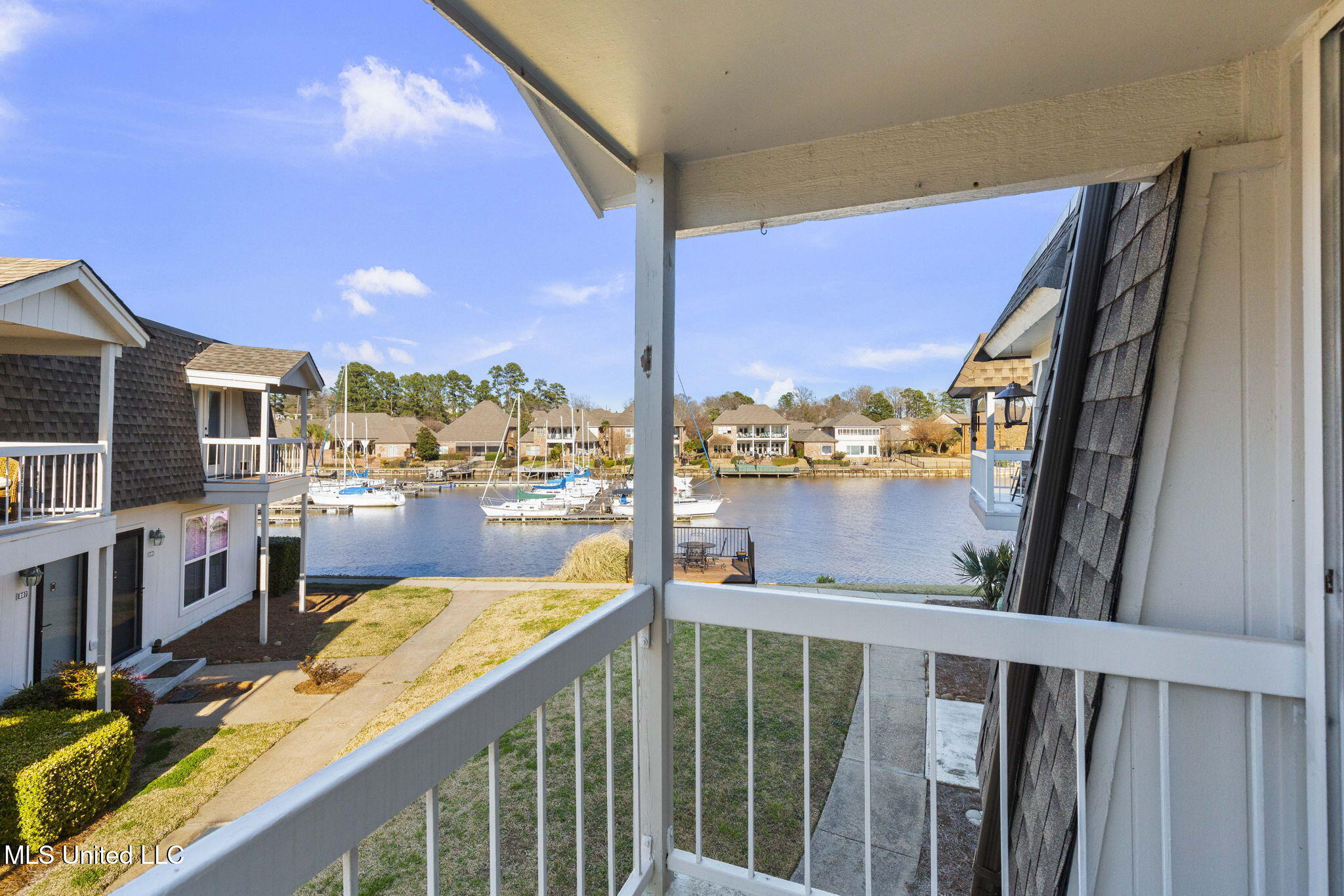 550 Post Road Property Photo 36