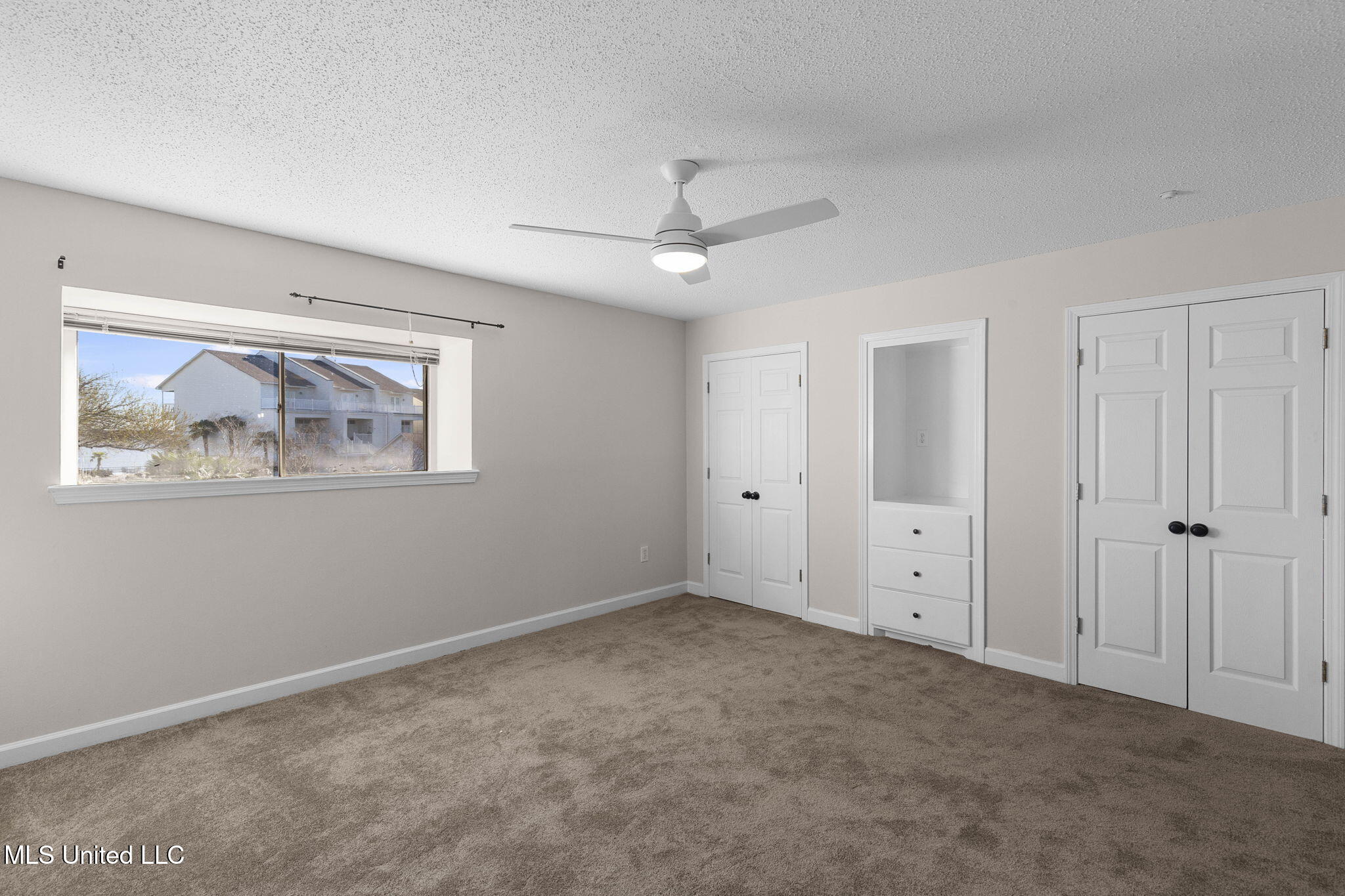 550 Post Road Property Photo 42
