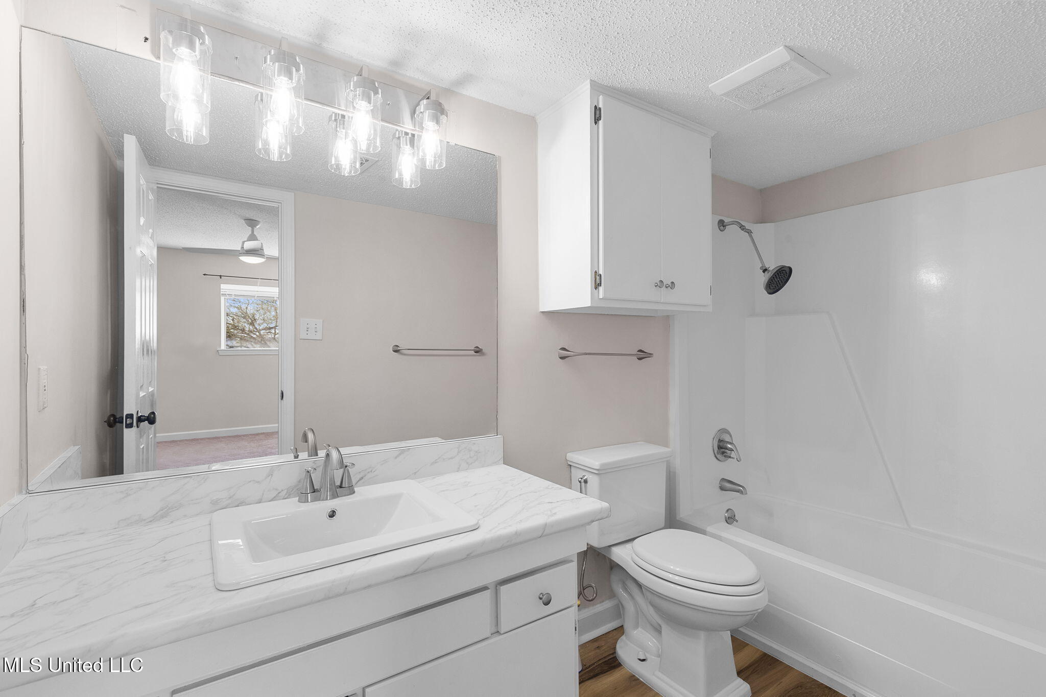 550 Post Road Property Photo 45