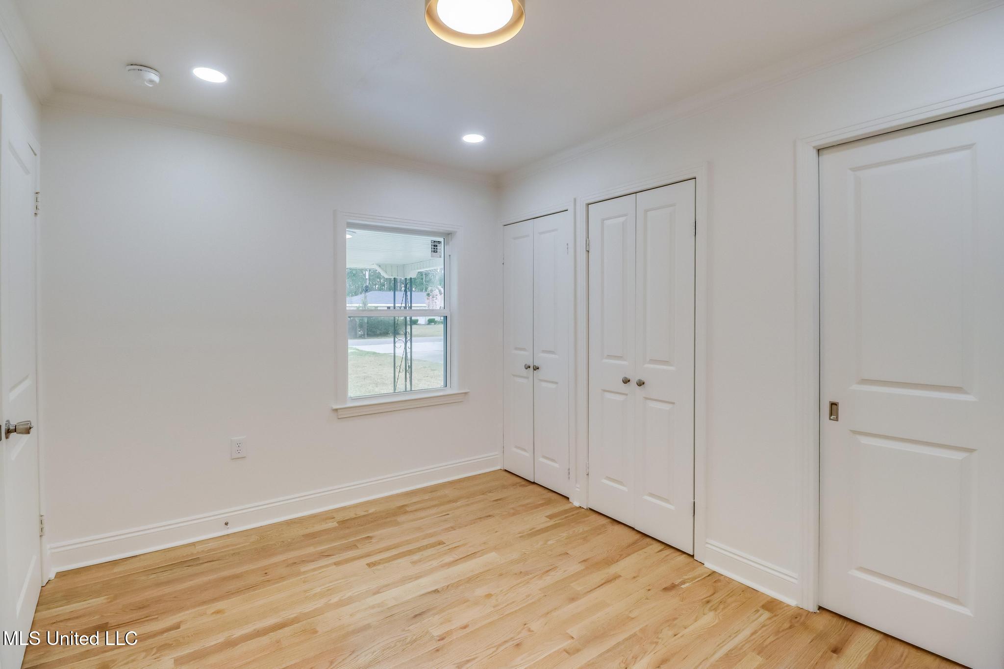 555 Saint John Street Property Photo 19