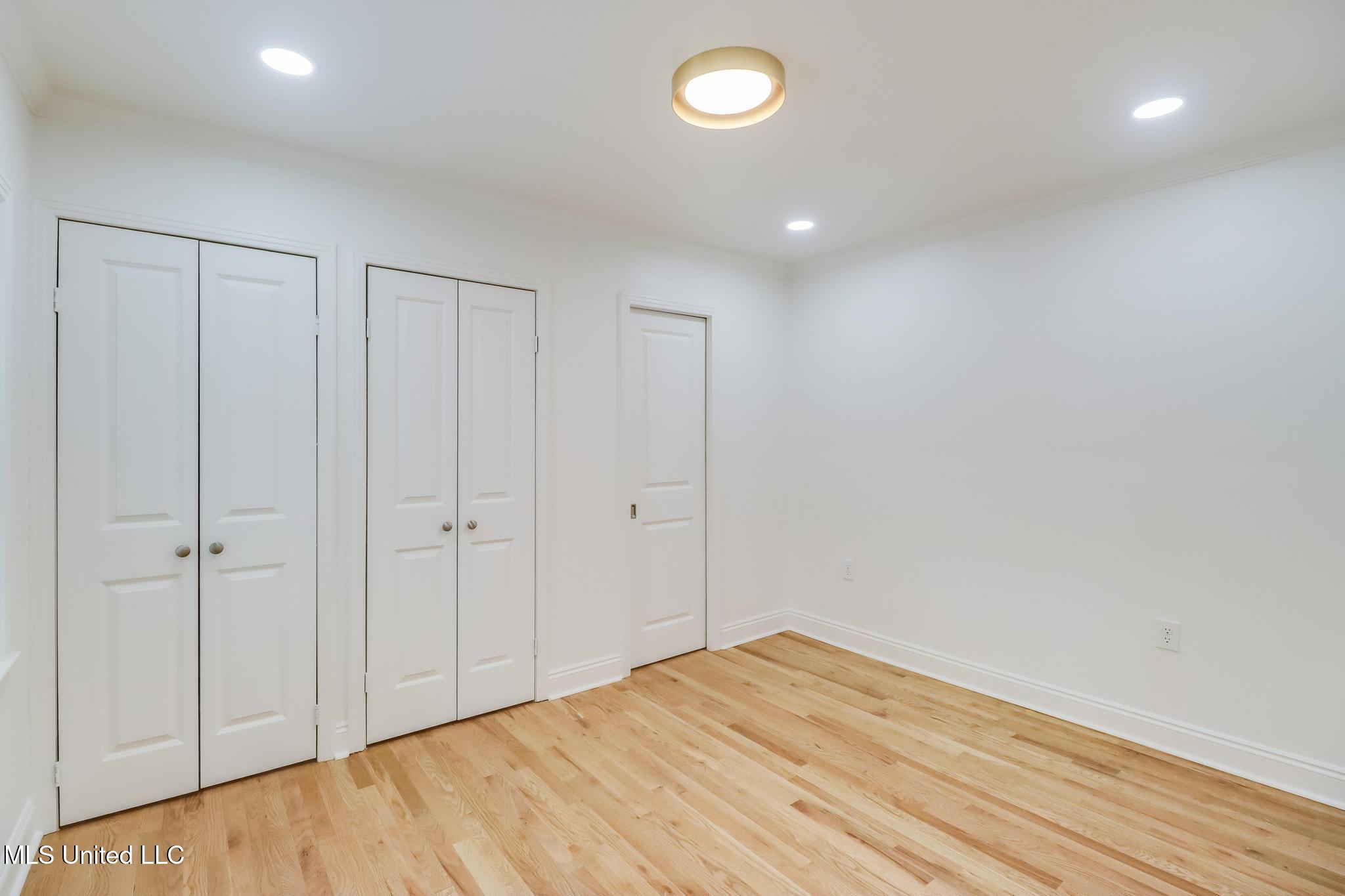 555 Saint John Street Property Photo 20