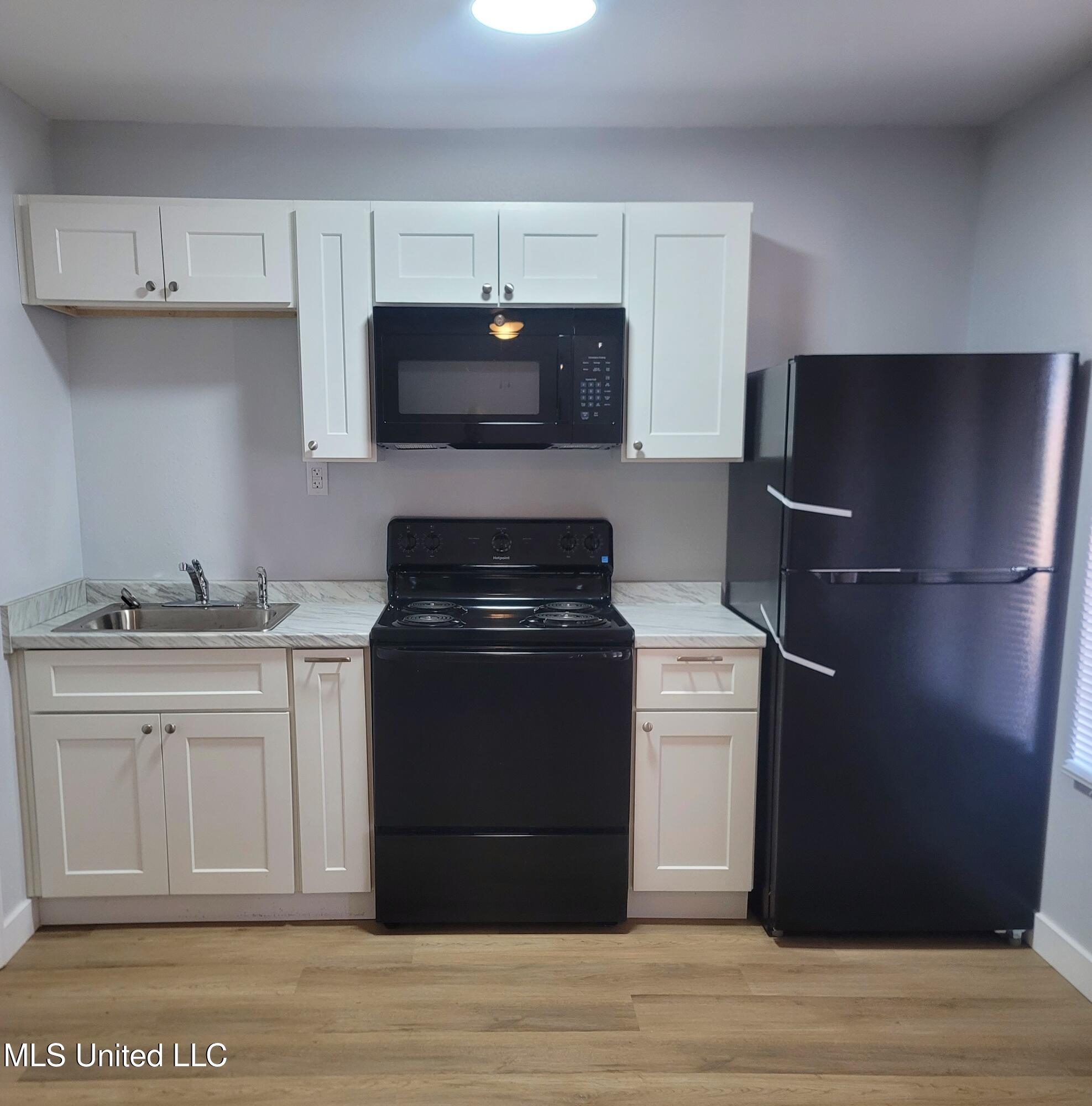 511 32nd Street Property Photo 3