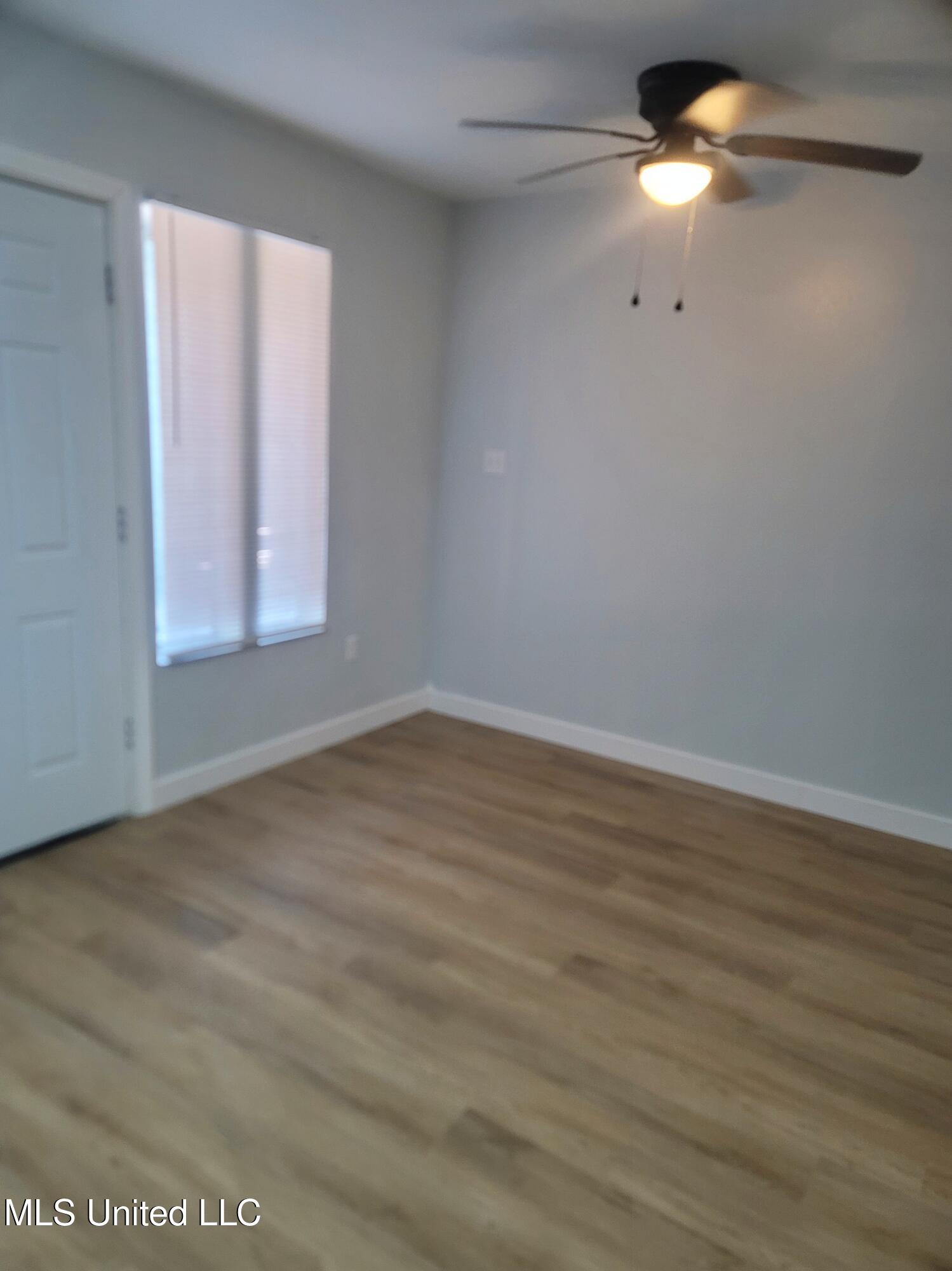 511 32nd Street Property Photo 4