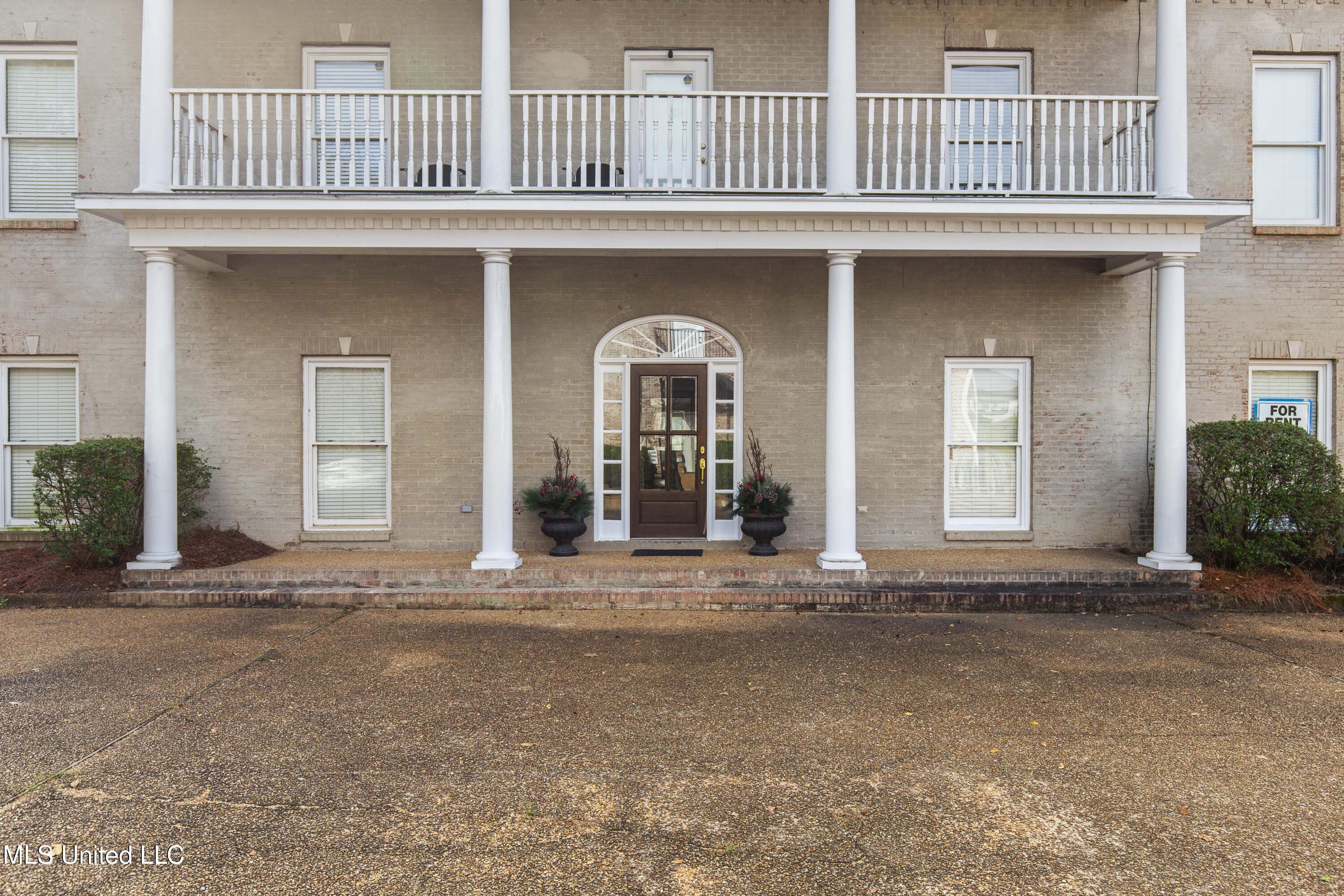 403 Towne Center Boulevard Property Photo 3
