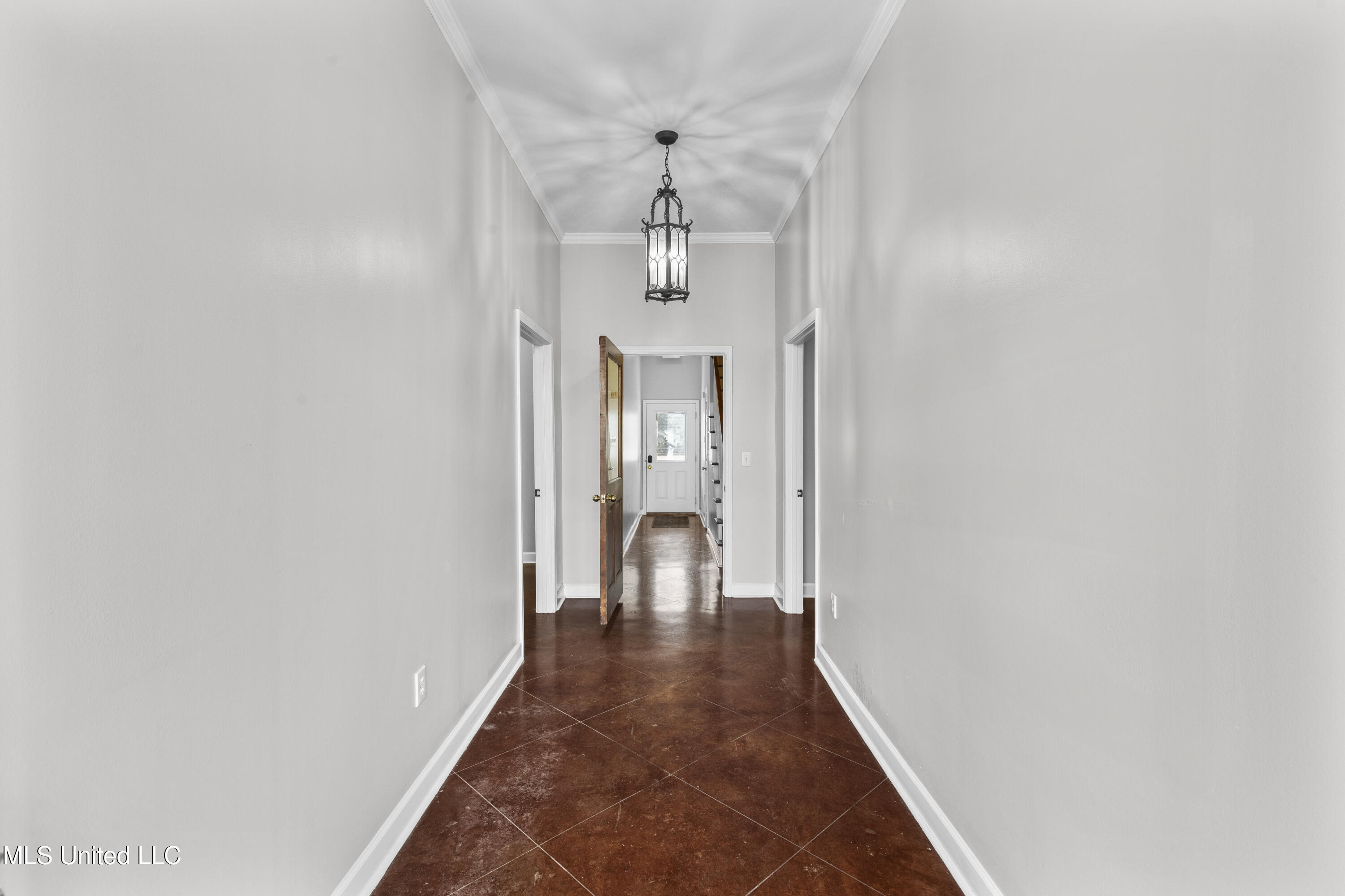 403 Towne Center Boulevard Property Photo 8