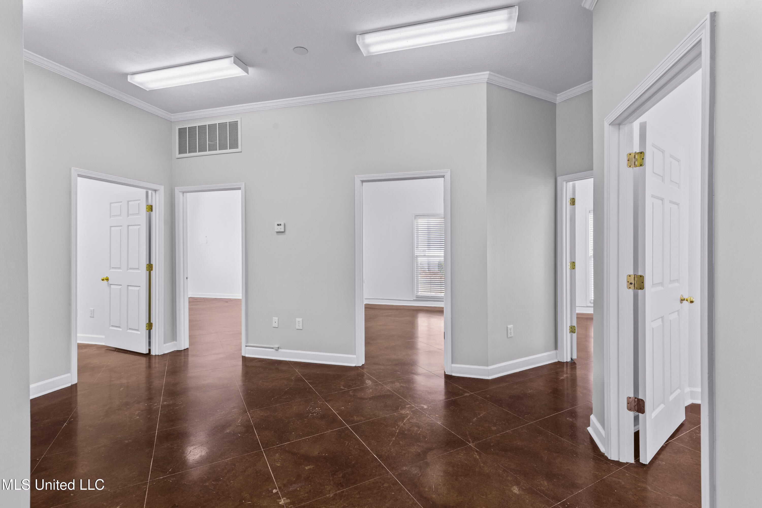 403 Towne Center Boulevard Property Photo 12