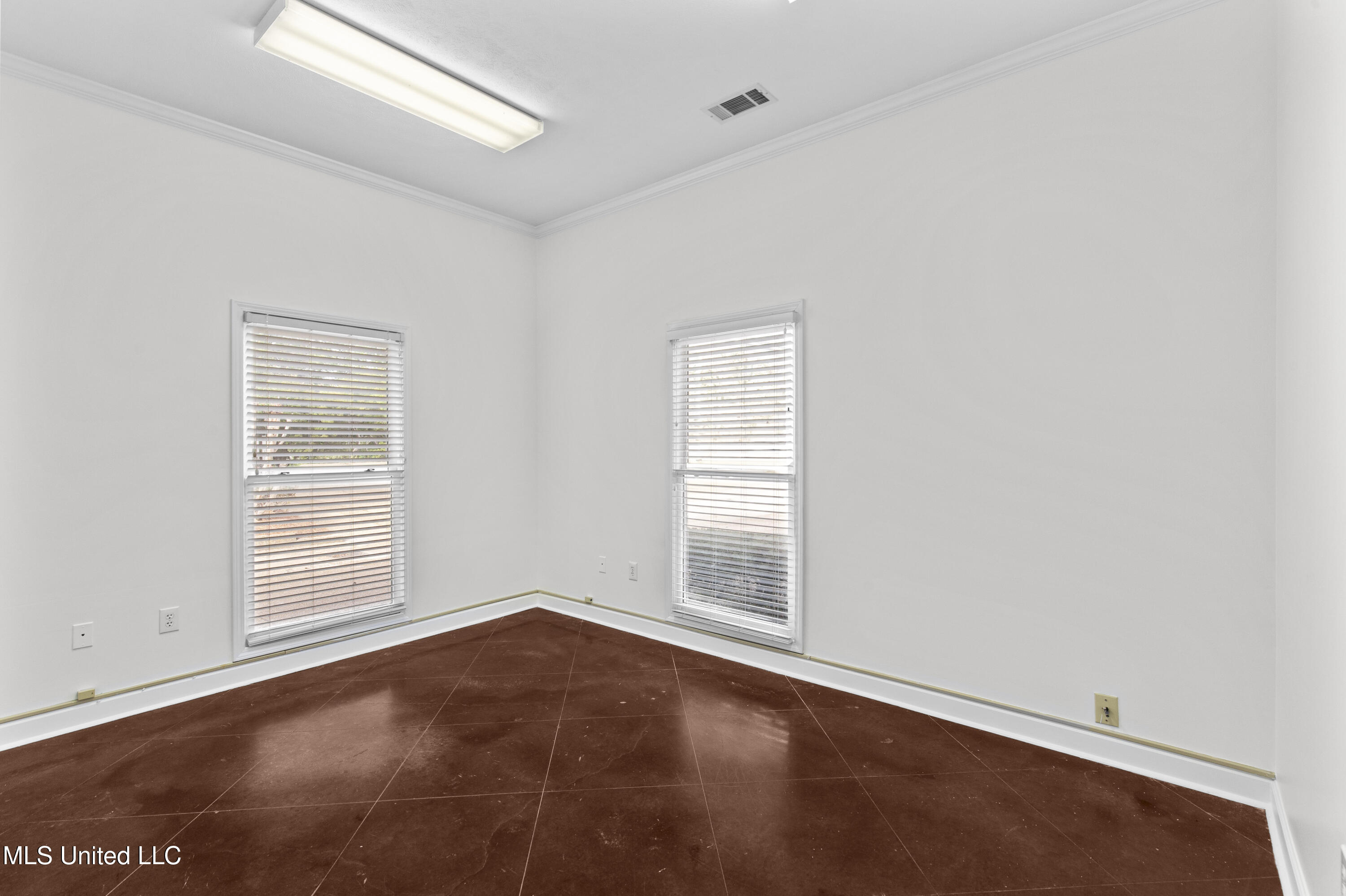 403 Towne Center Boulevard Property Photo 15