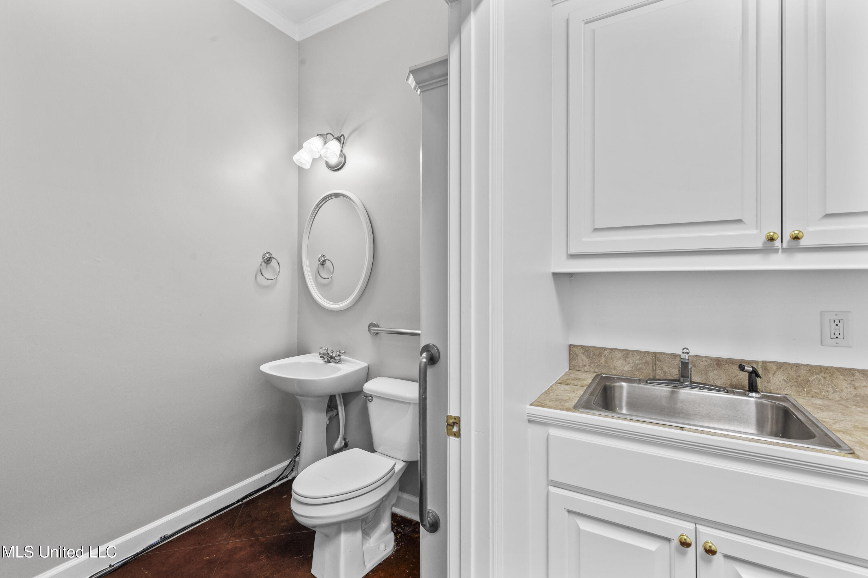 403 Towne Center Boulevard Property Photo 21