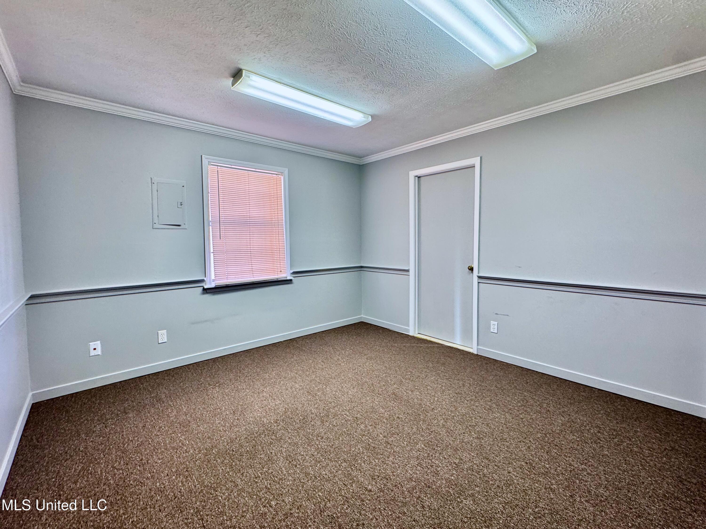 360 Comet Drive Property Photo 8
