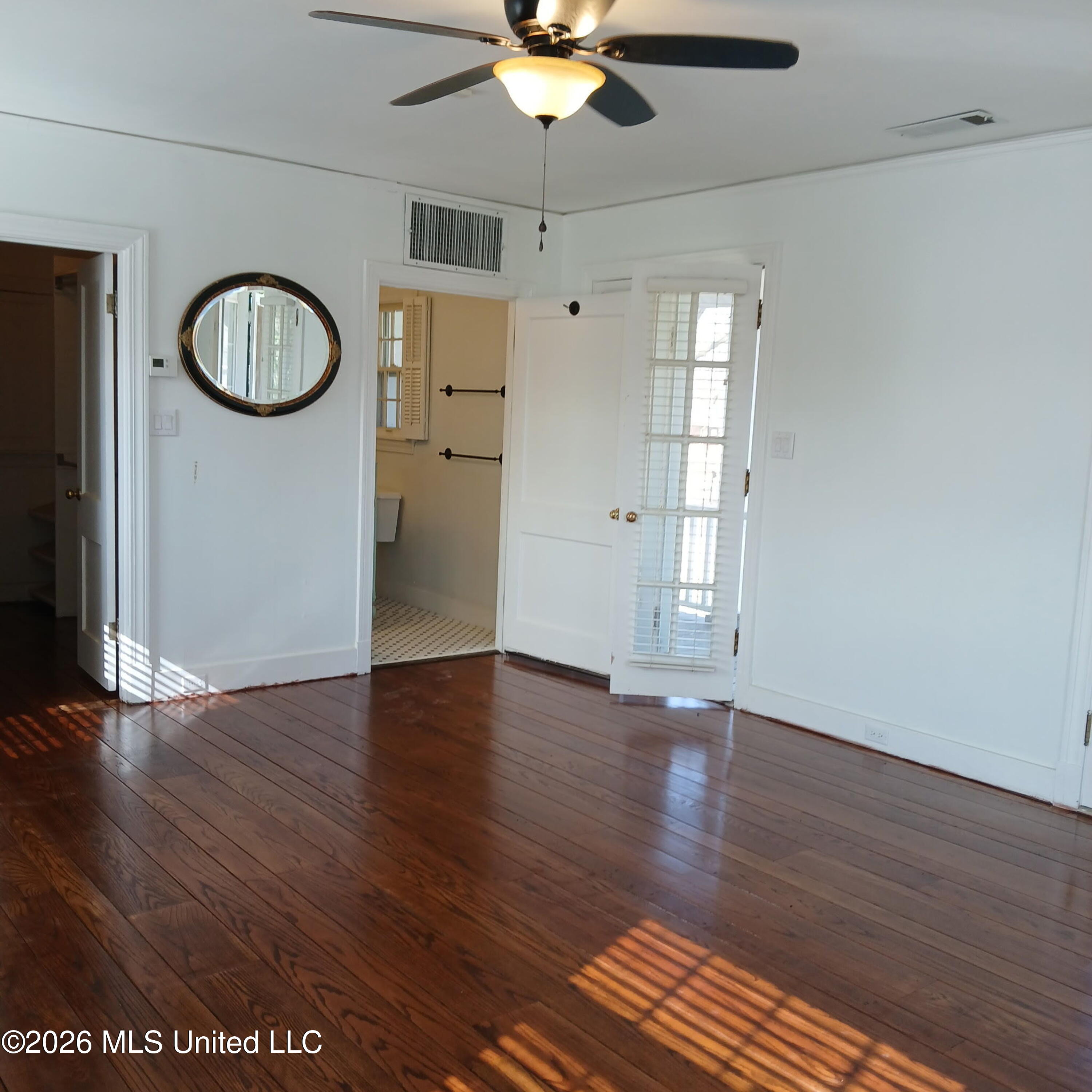404 E Adams Avenue Property Photo 13