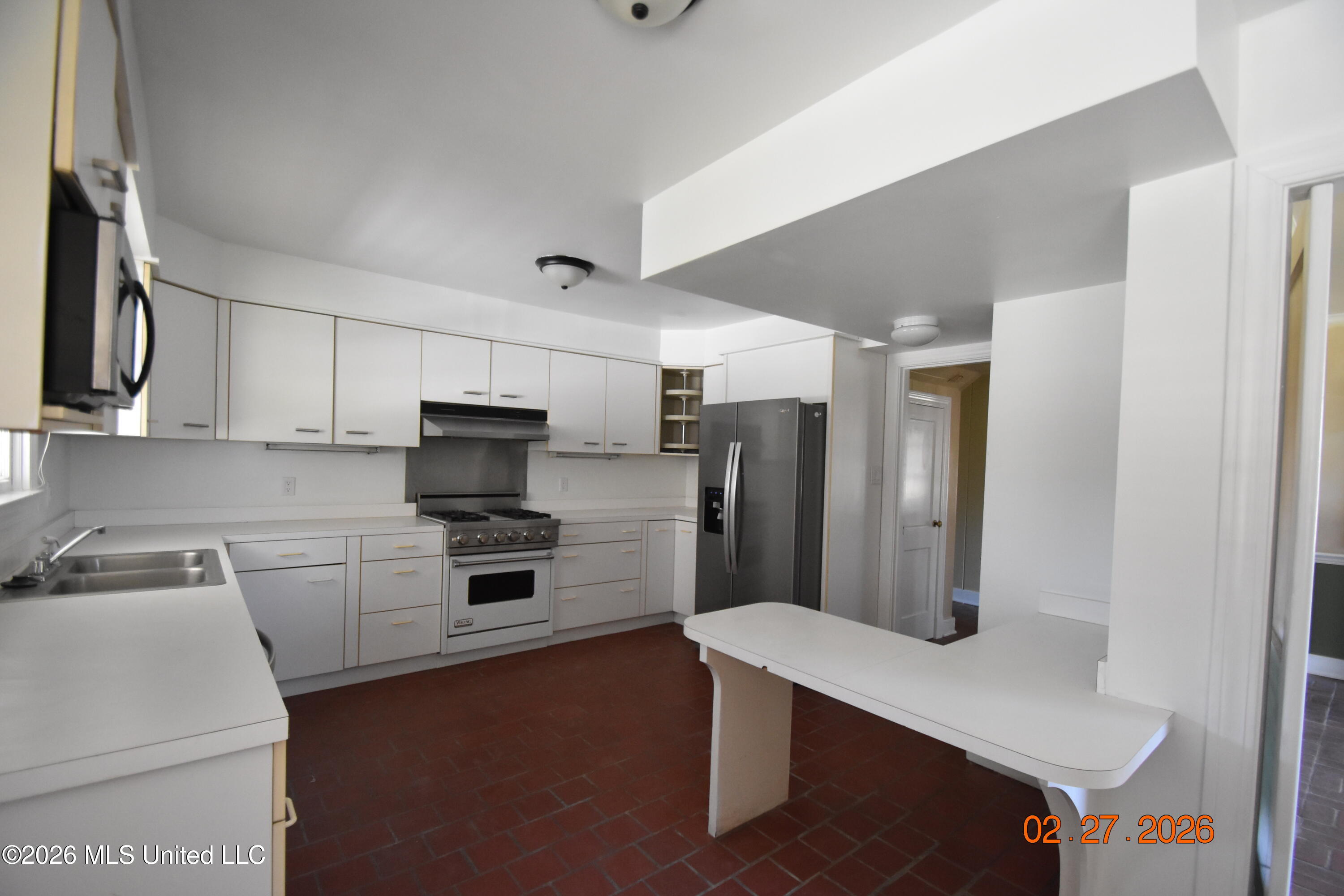 404 E Adams Avenue Property Photo 32