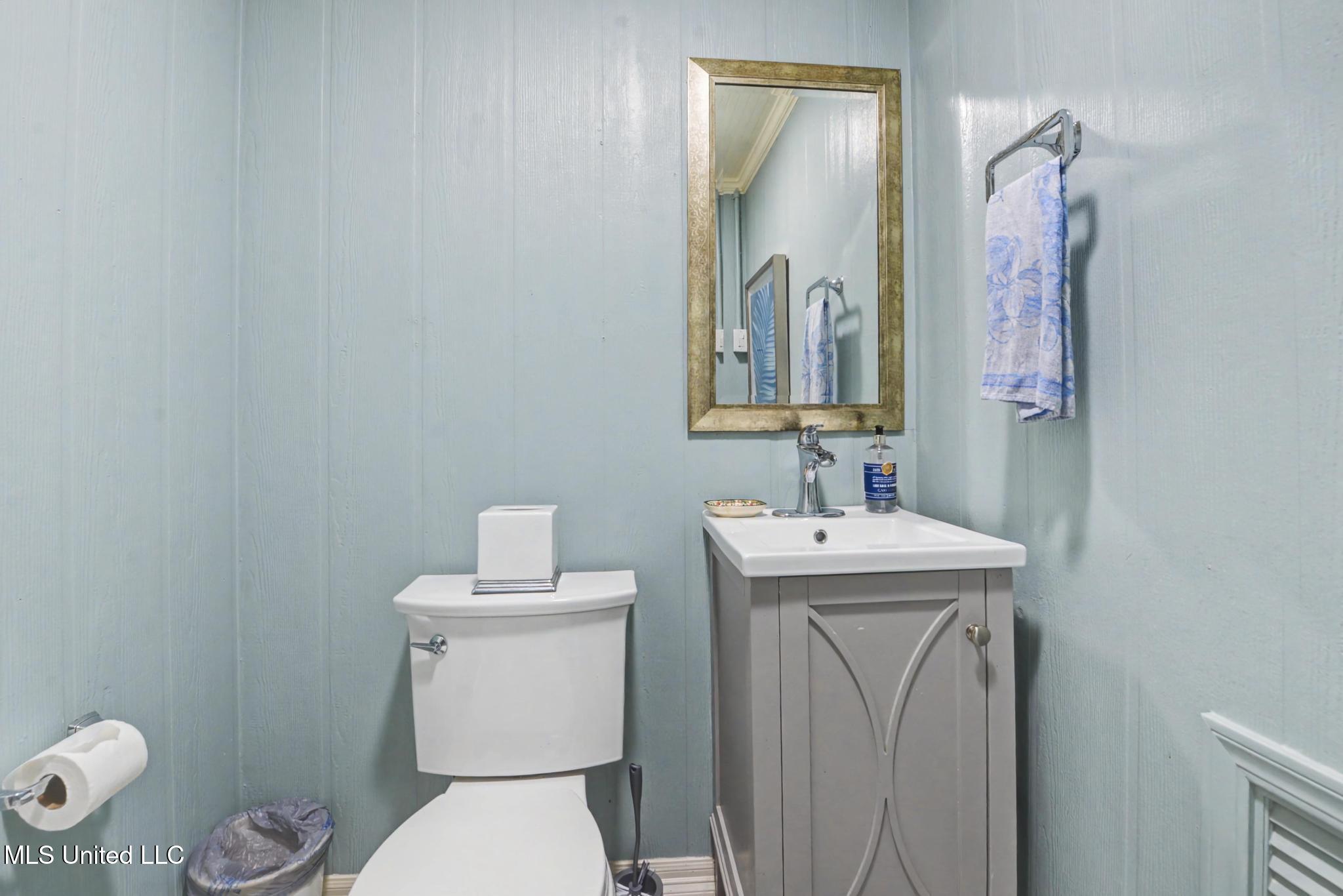 113 Youngswood Loop Property Photo 6