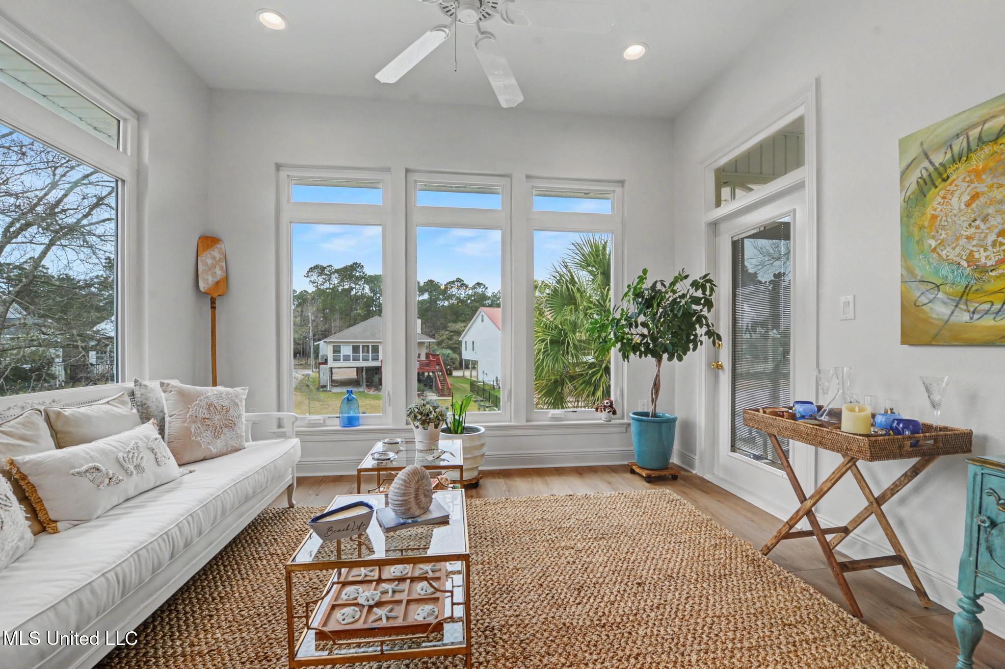 113 Youngswood Loop Property Photo 14