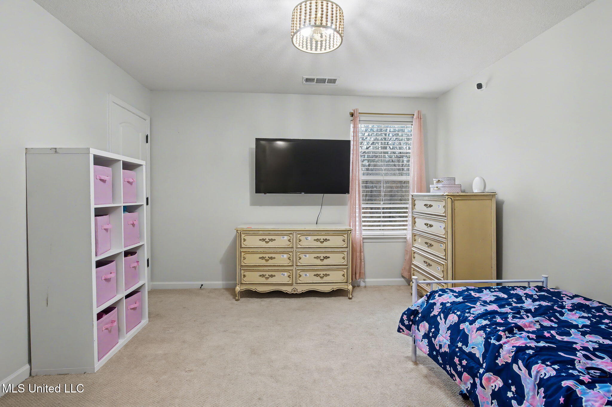 1960 N Bakersfield Drive Property Photo 21