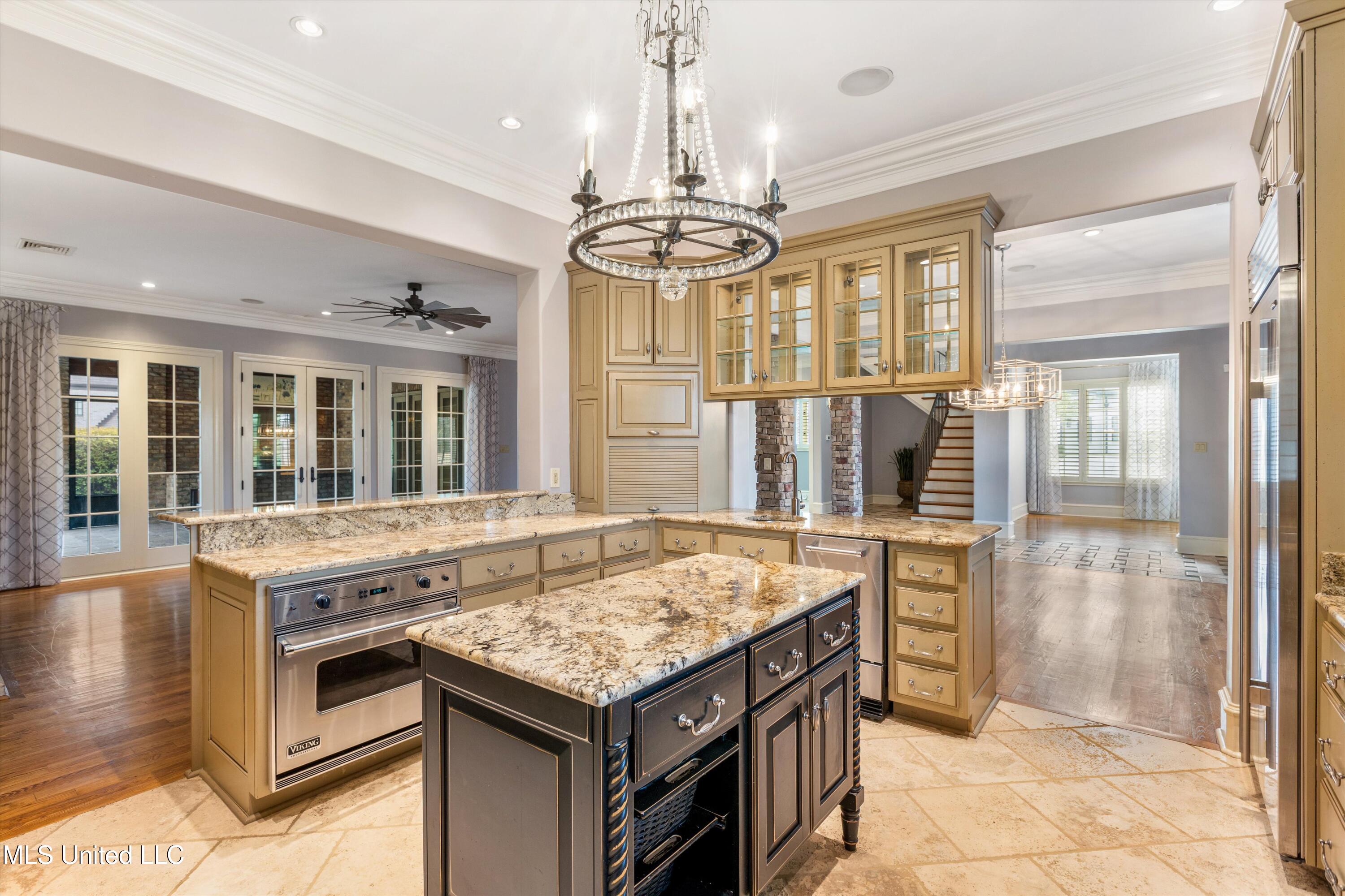 4891 N Fleur De Lis Property Photo 14