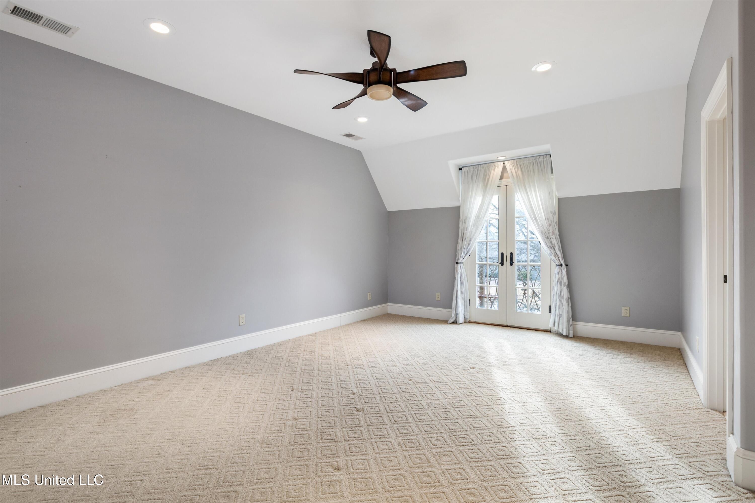 4891 N Fleur De Lis Property Photo 31