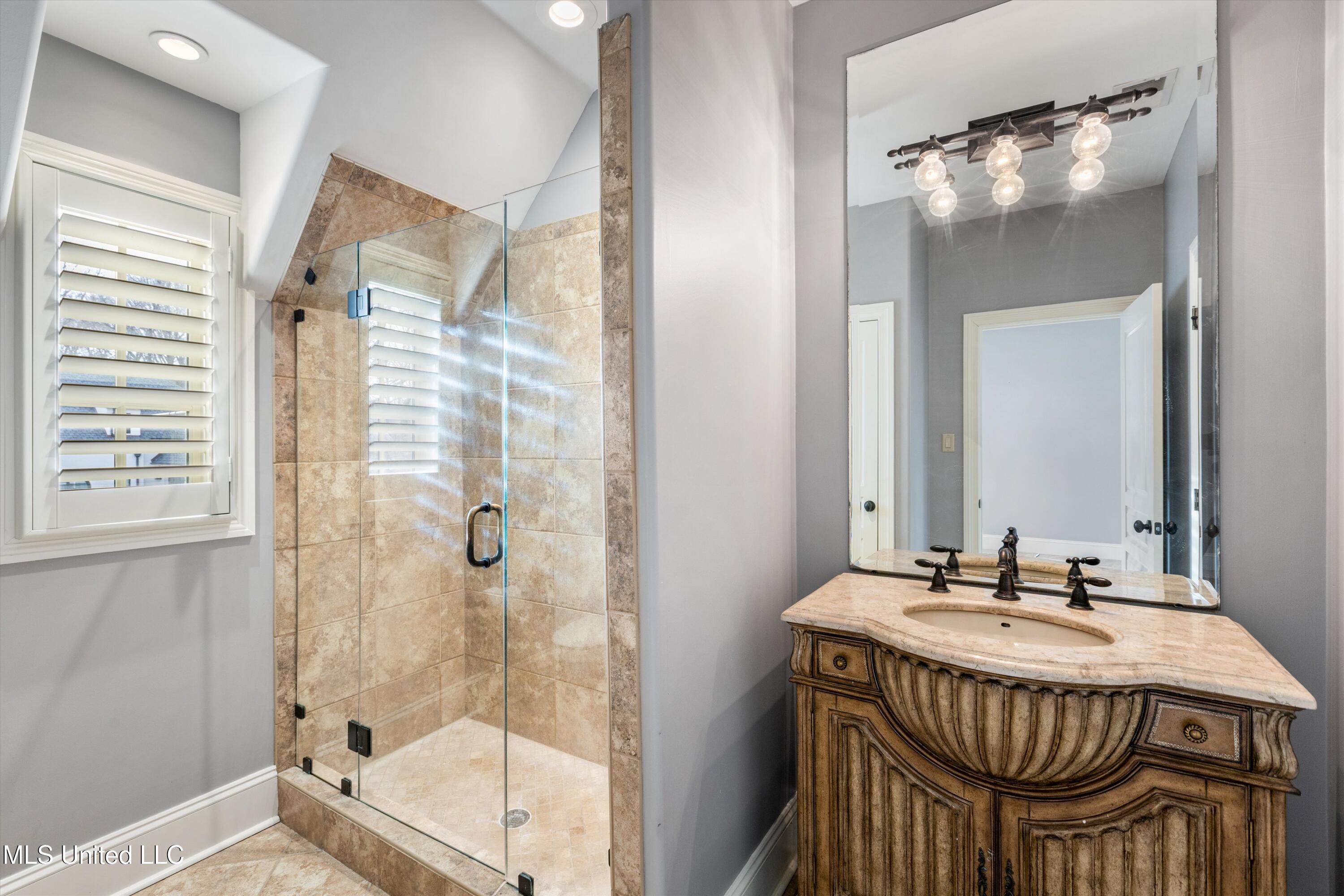 4891 N Fleur De Lis Property Photo 33