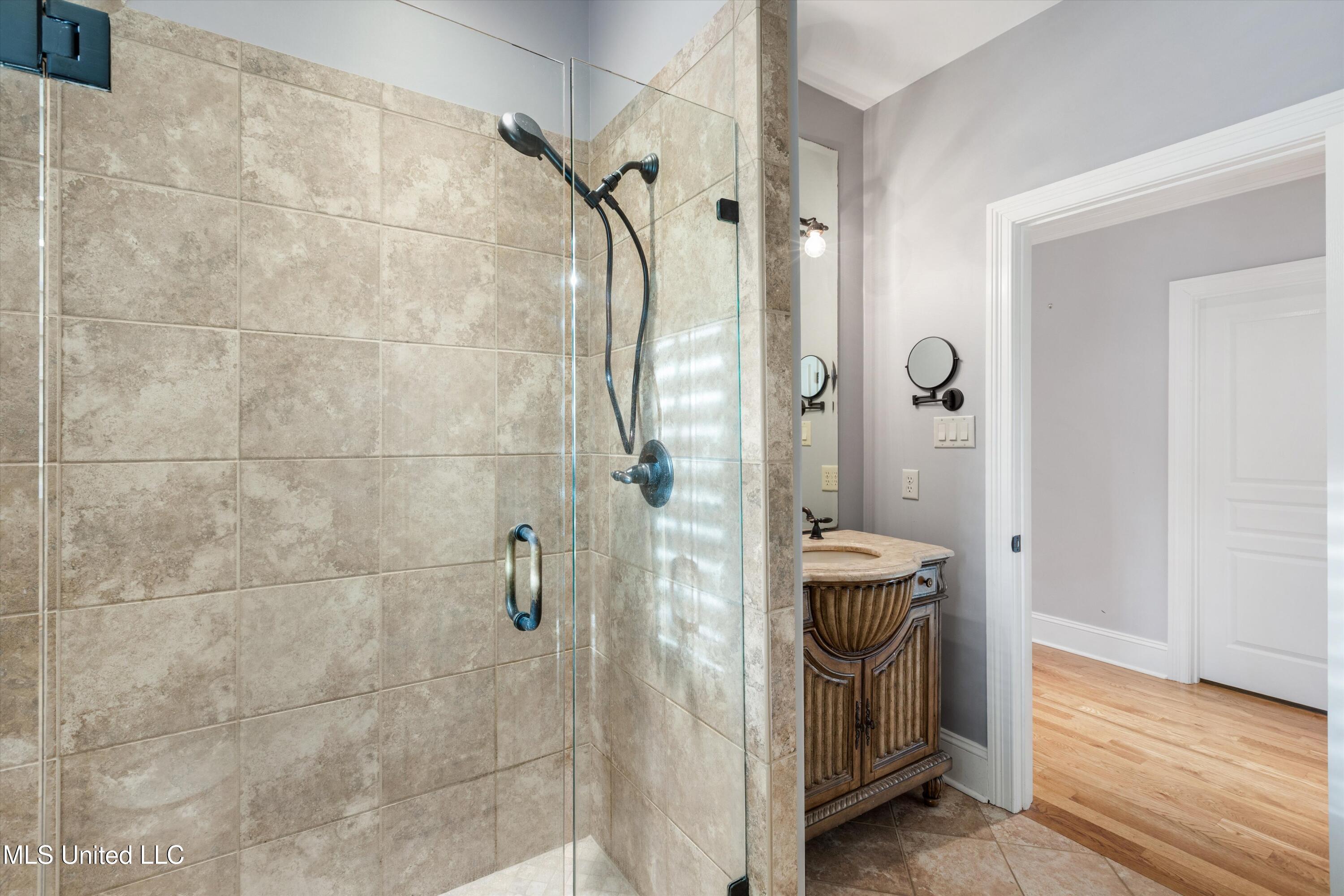 4891 N Fleur De Lis Property Photo 34
