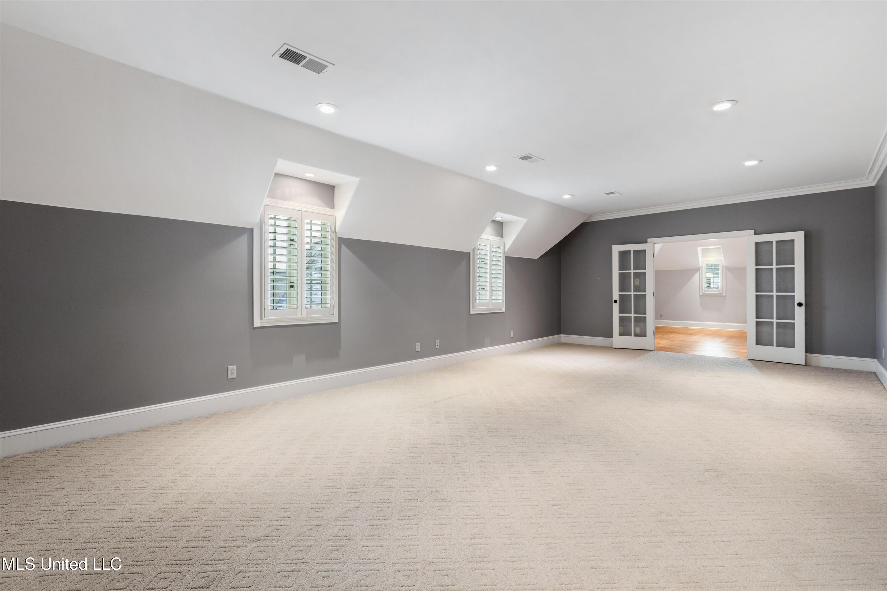 4891 N Fleur De Lis Property Photo 35