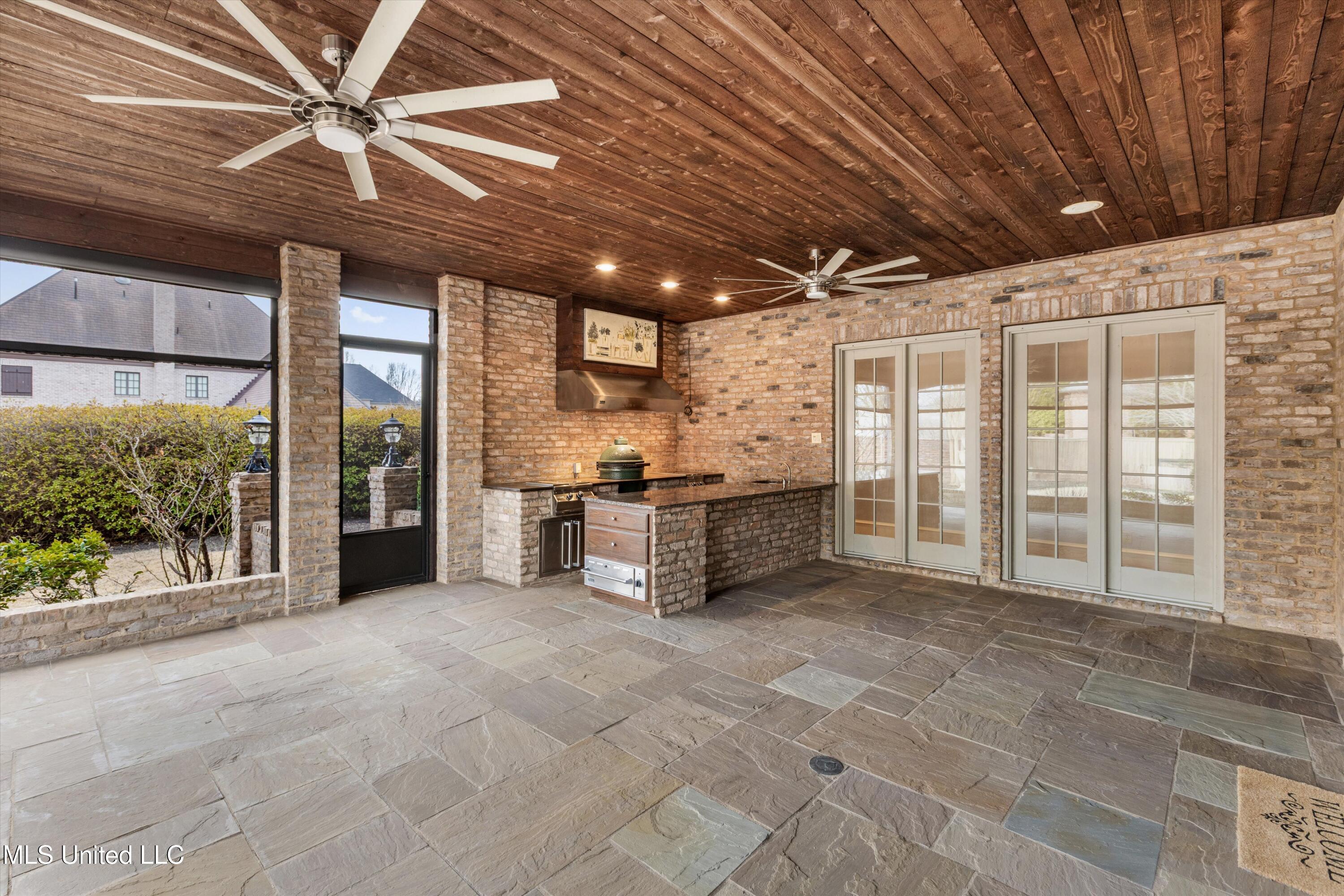 4891 N Fleur De Lis Property Photo 37