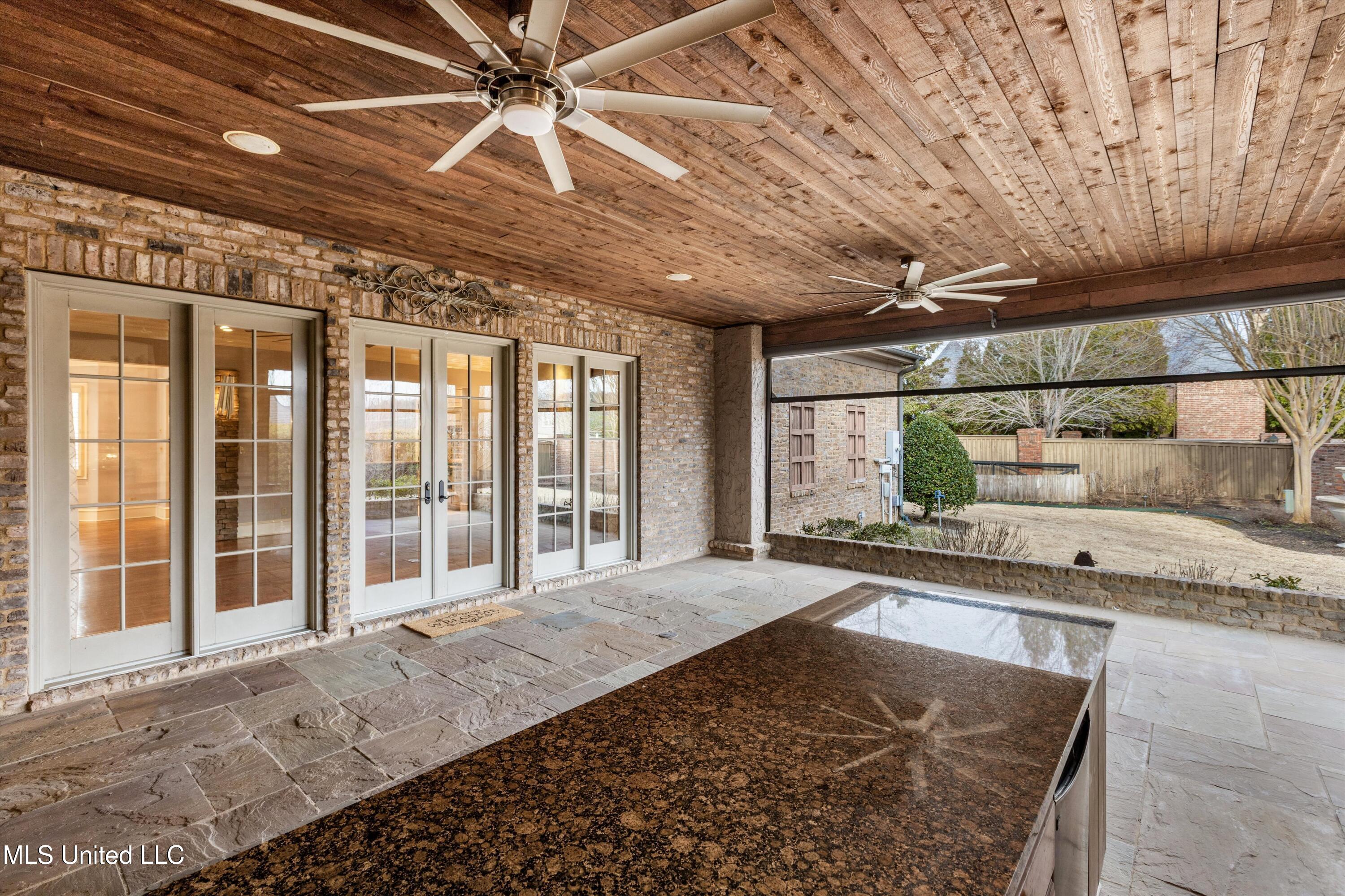 4891 N Fleur De Lis Property Photo 38