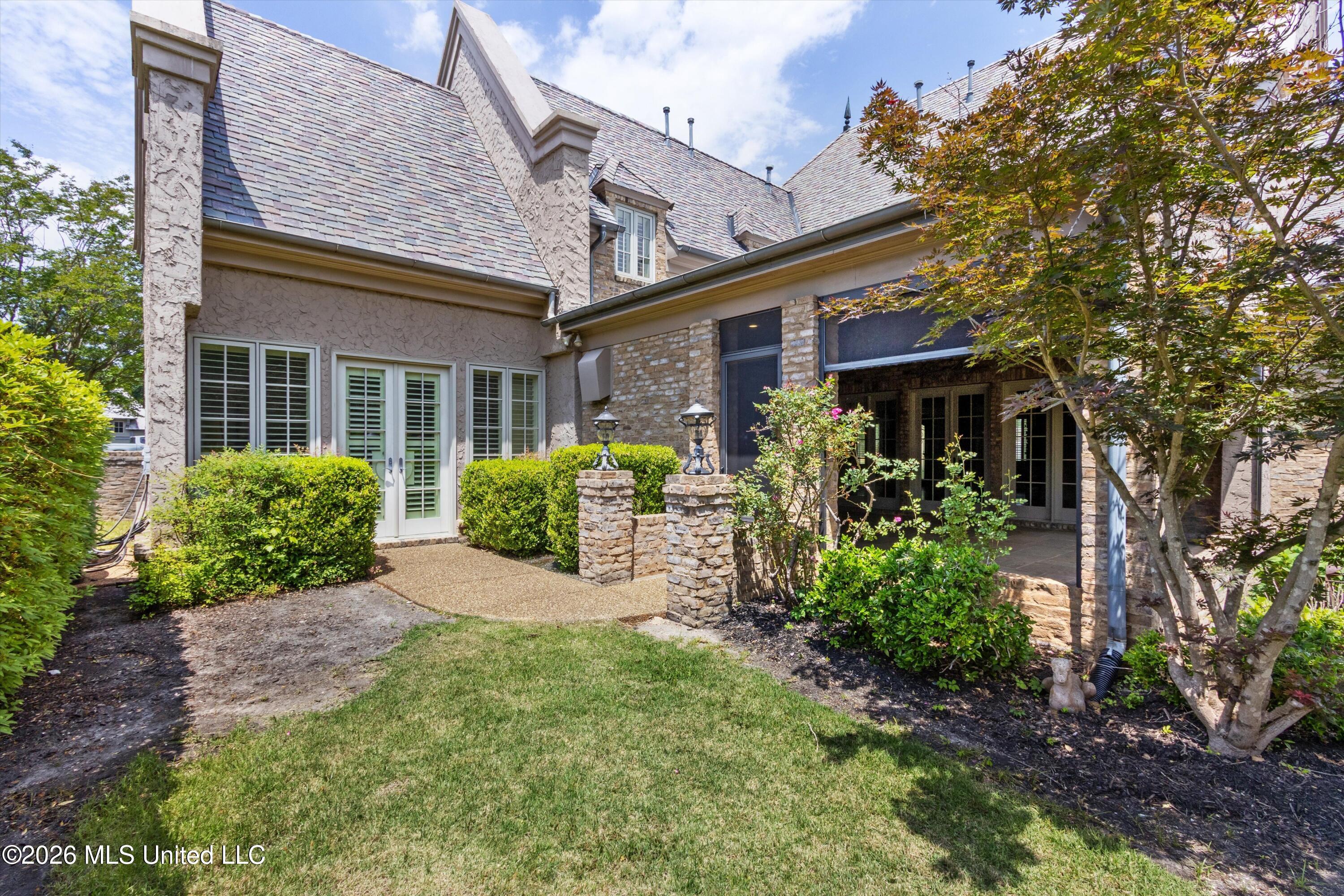 4891 N Fleur De Lis Property Photo 39