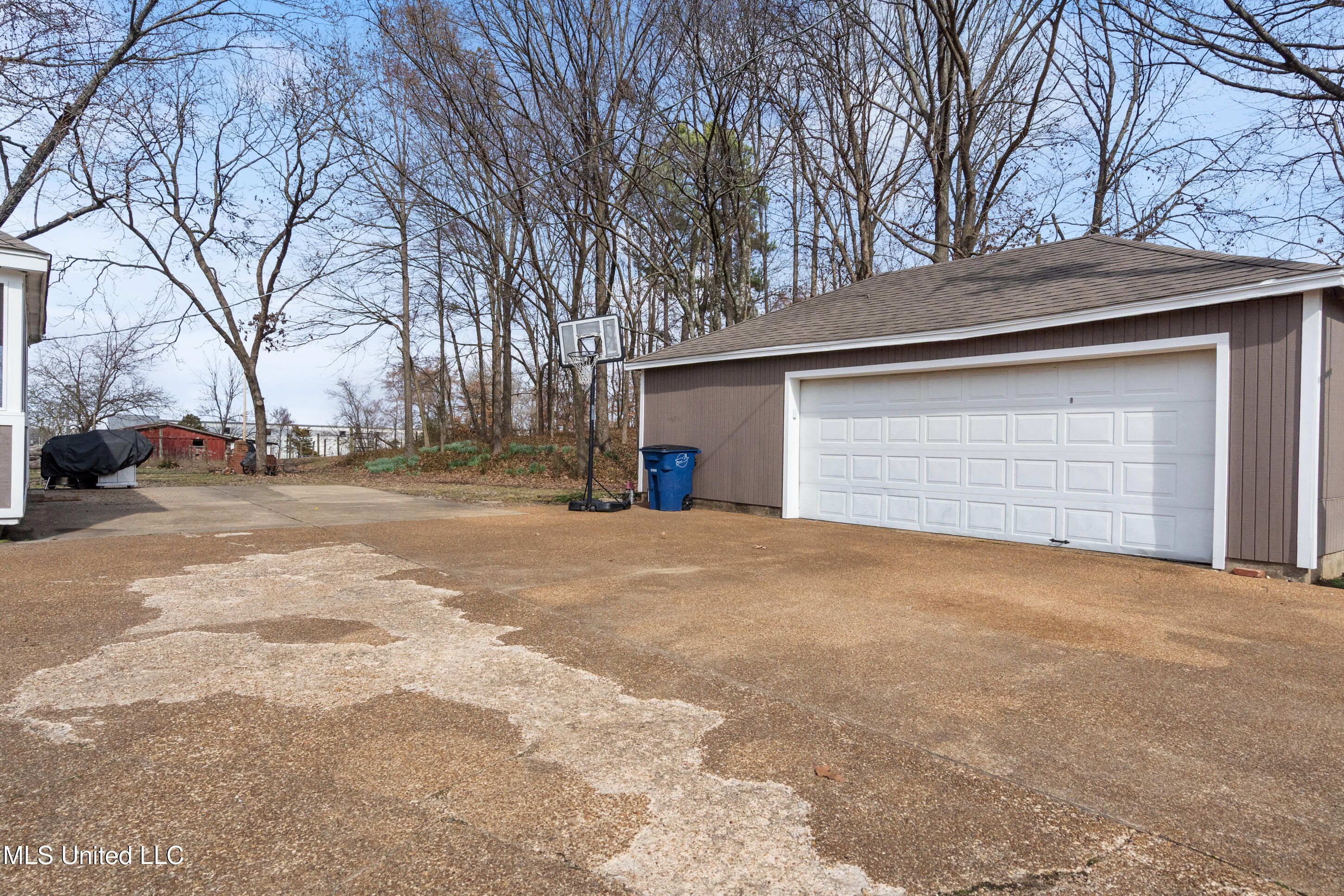 9142 Mineral Wells Road Property Photo 59
