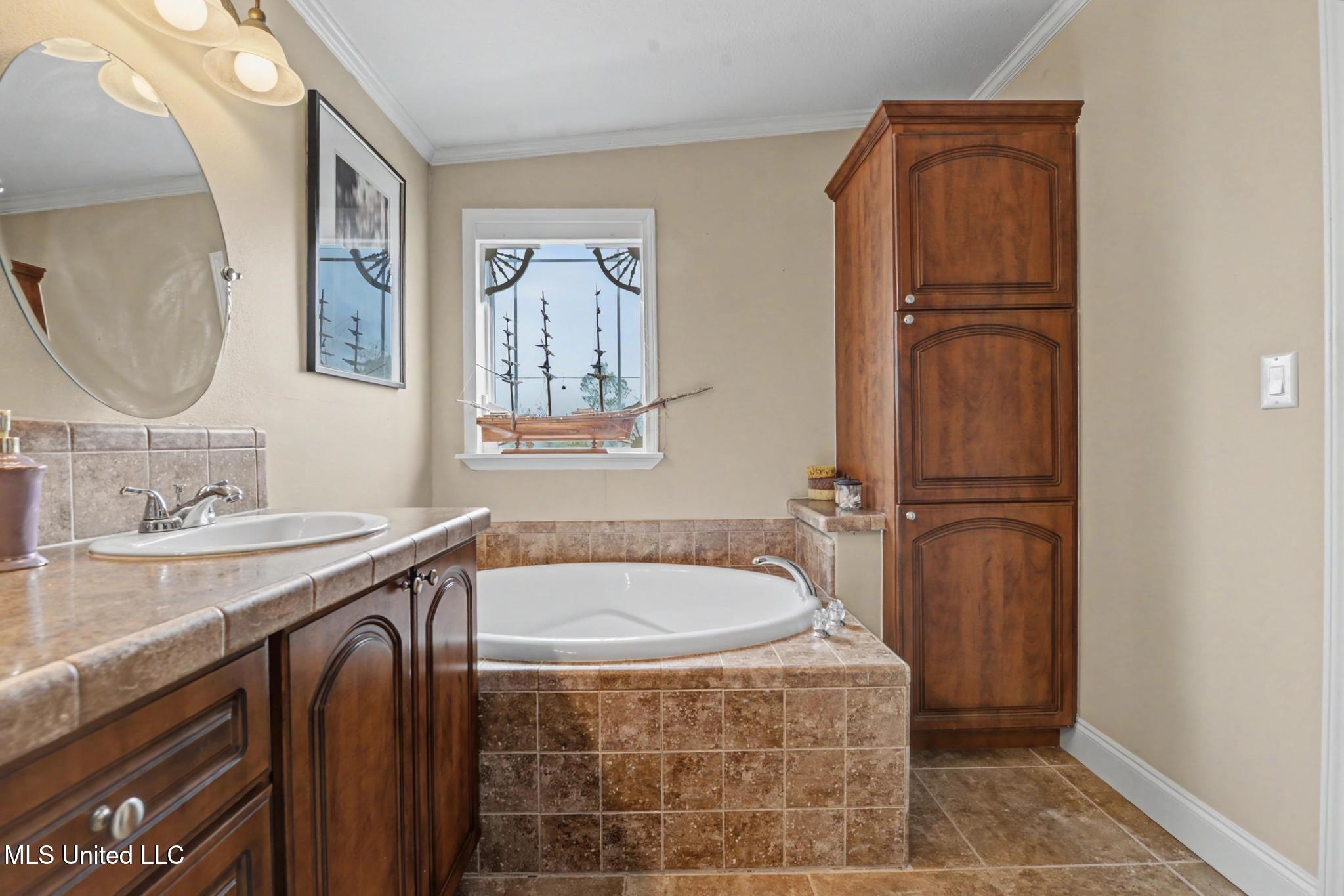 104 Wolfe Street Property Photo 20