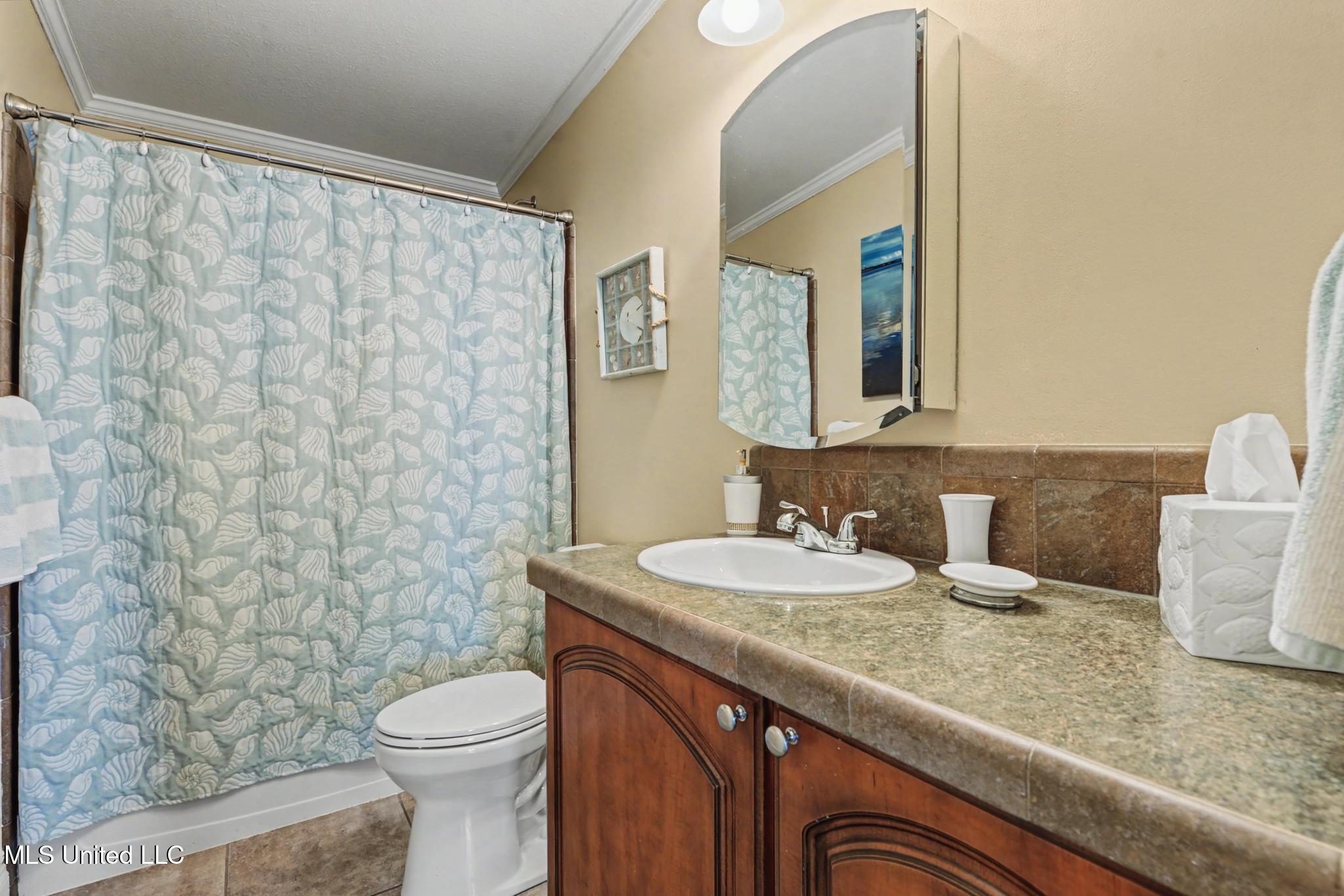 104 Wolfe Street Property Photo 24