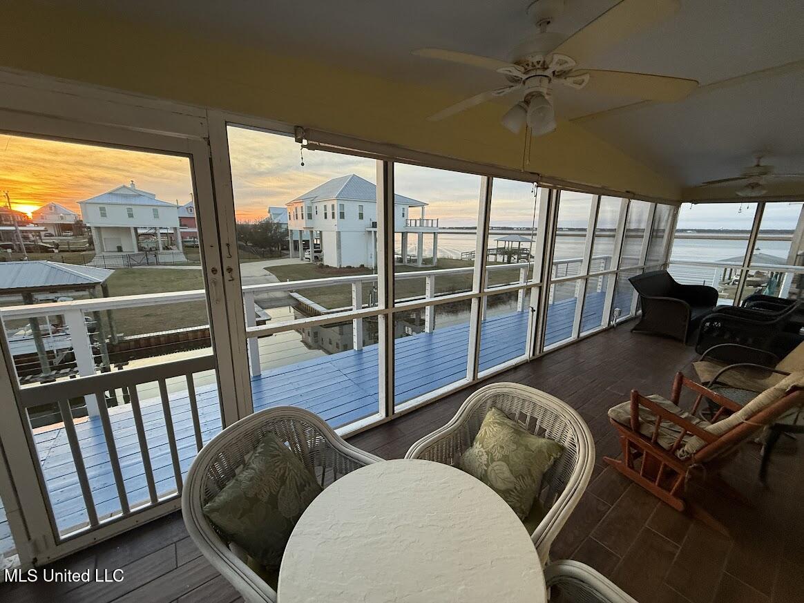 104 Wolfe Street Property Photo 29
