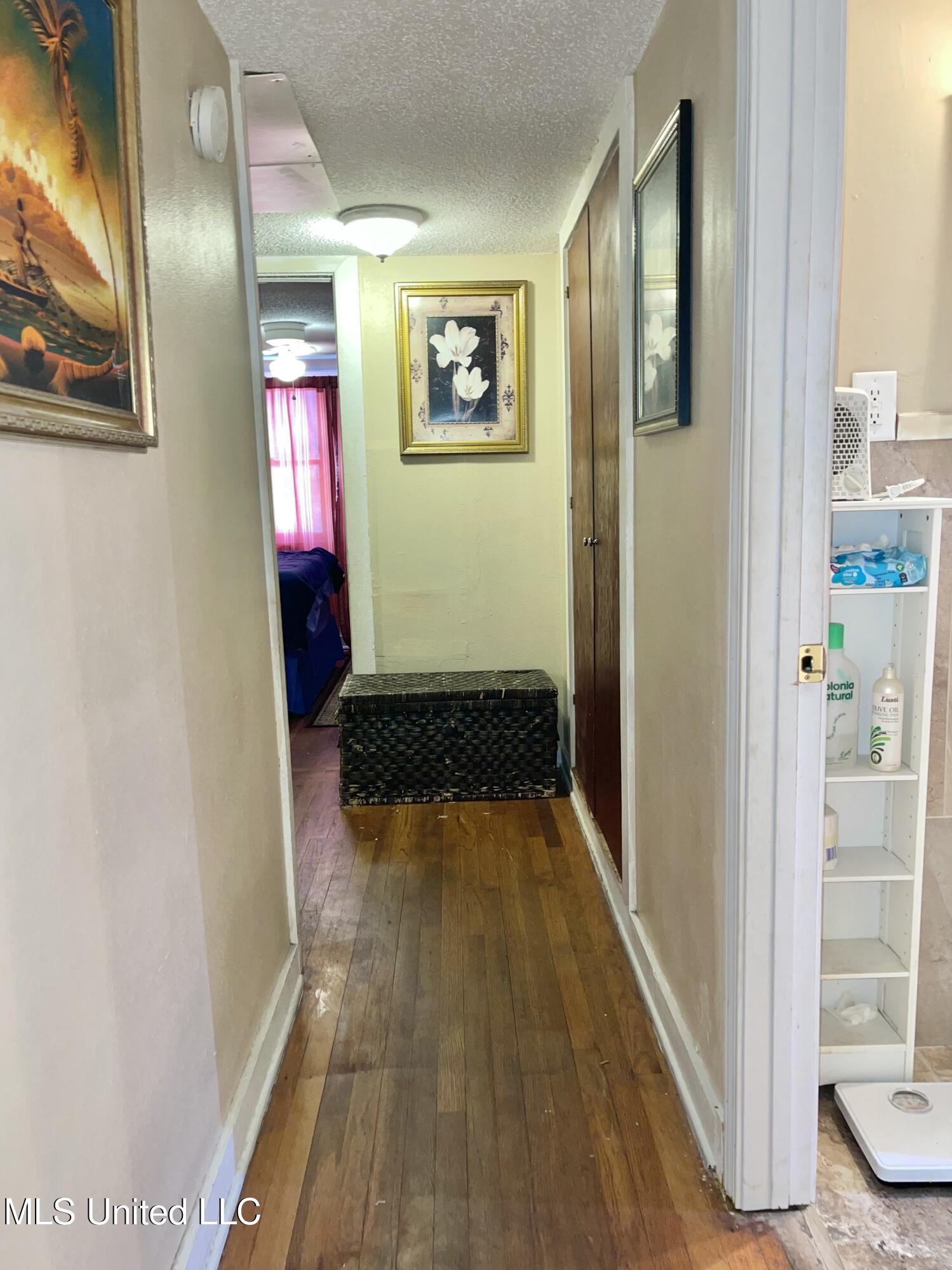 4124 Griffin Street Property Photo 26