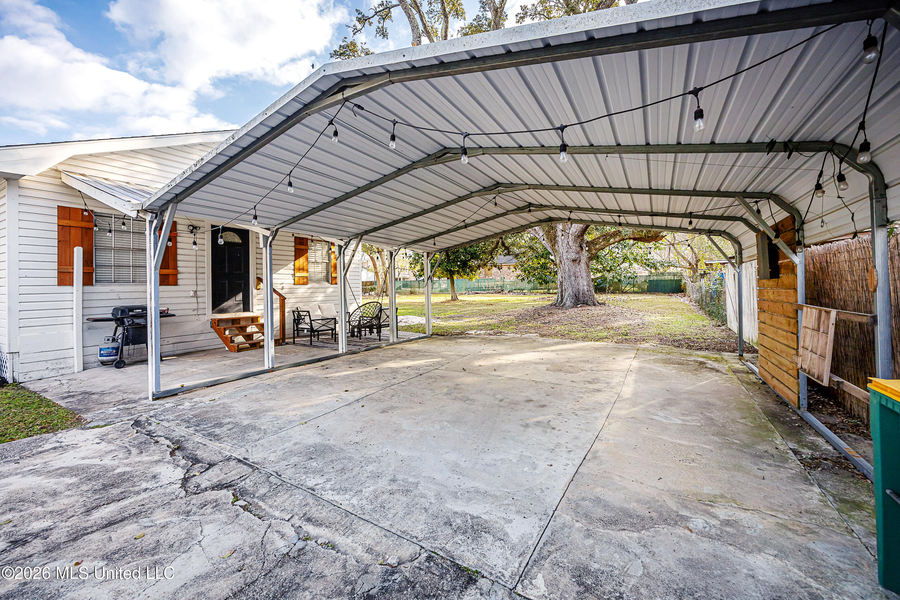 206 Crawford Street Property Photo 6